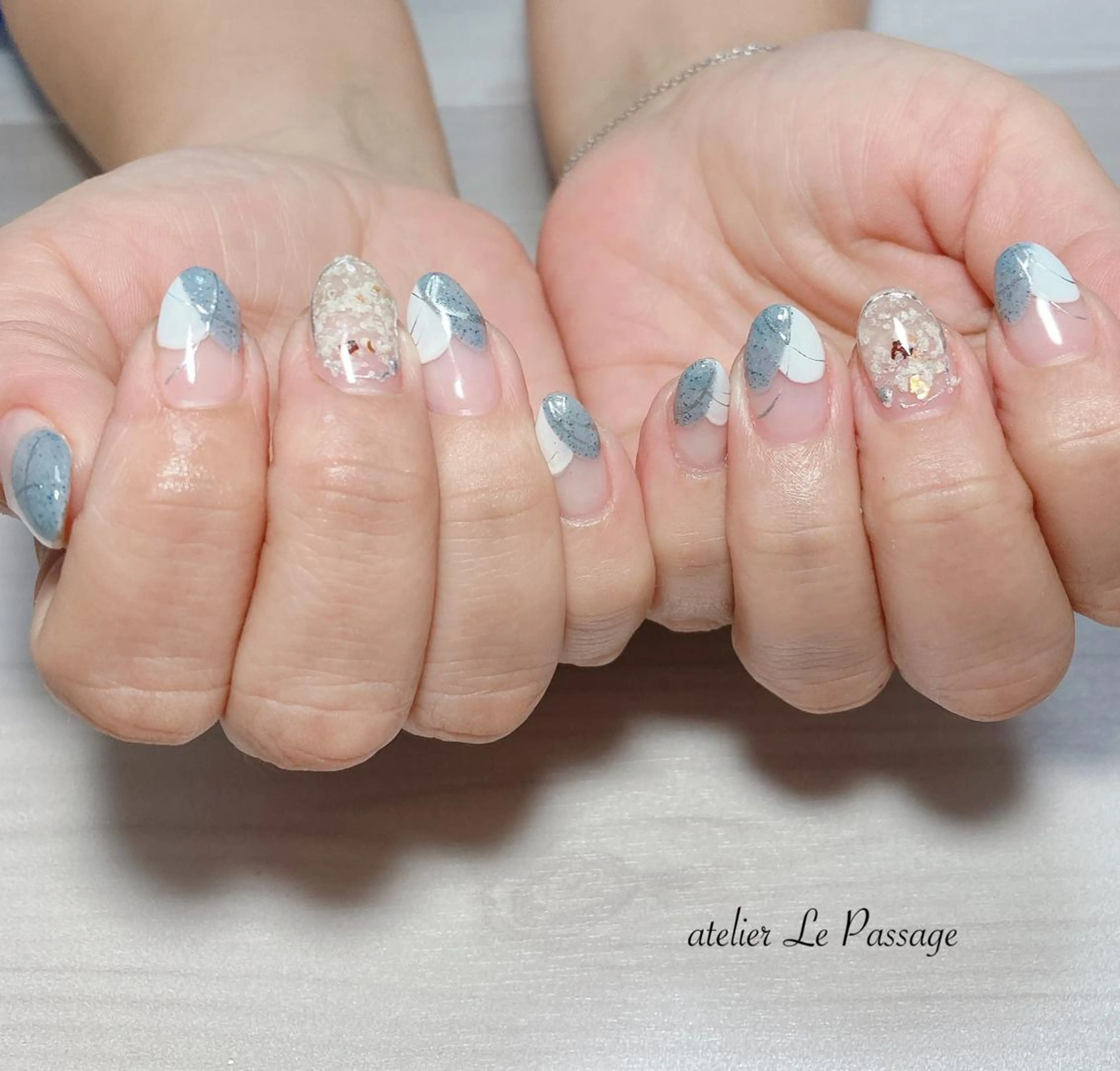 ネイル ジェルネイル ニュアンスネイル オフィスネイル パラジェル 夏ネイル ハンドネイル Atelier Le Passage所属・h nakatsukaのネイルデザイン