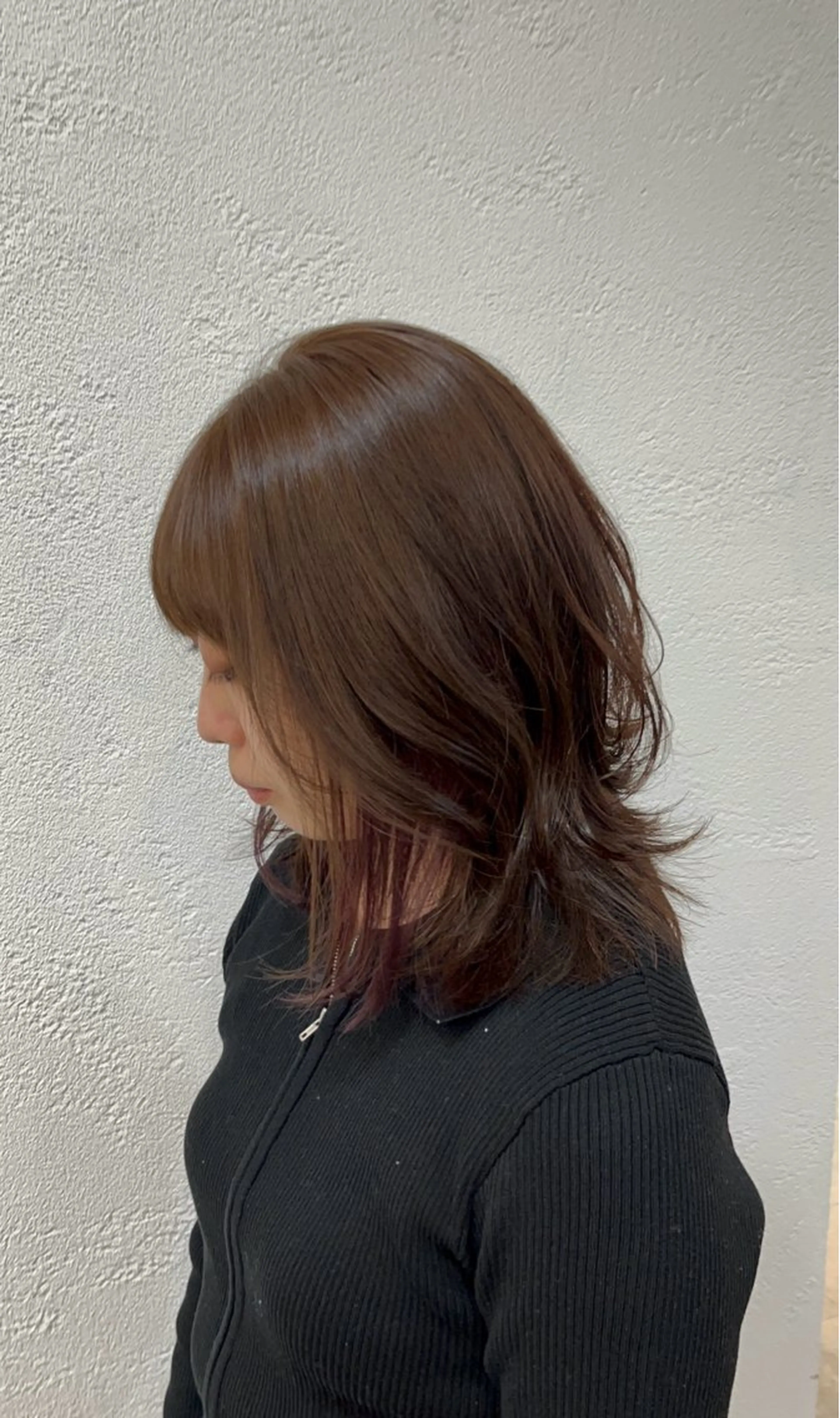 ミディアム レイヤーカット 山本 梨華のヘアスタイル