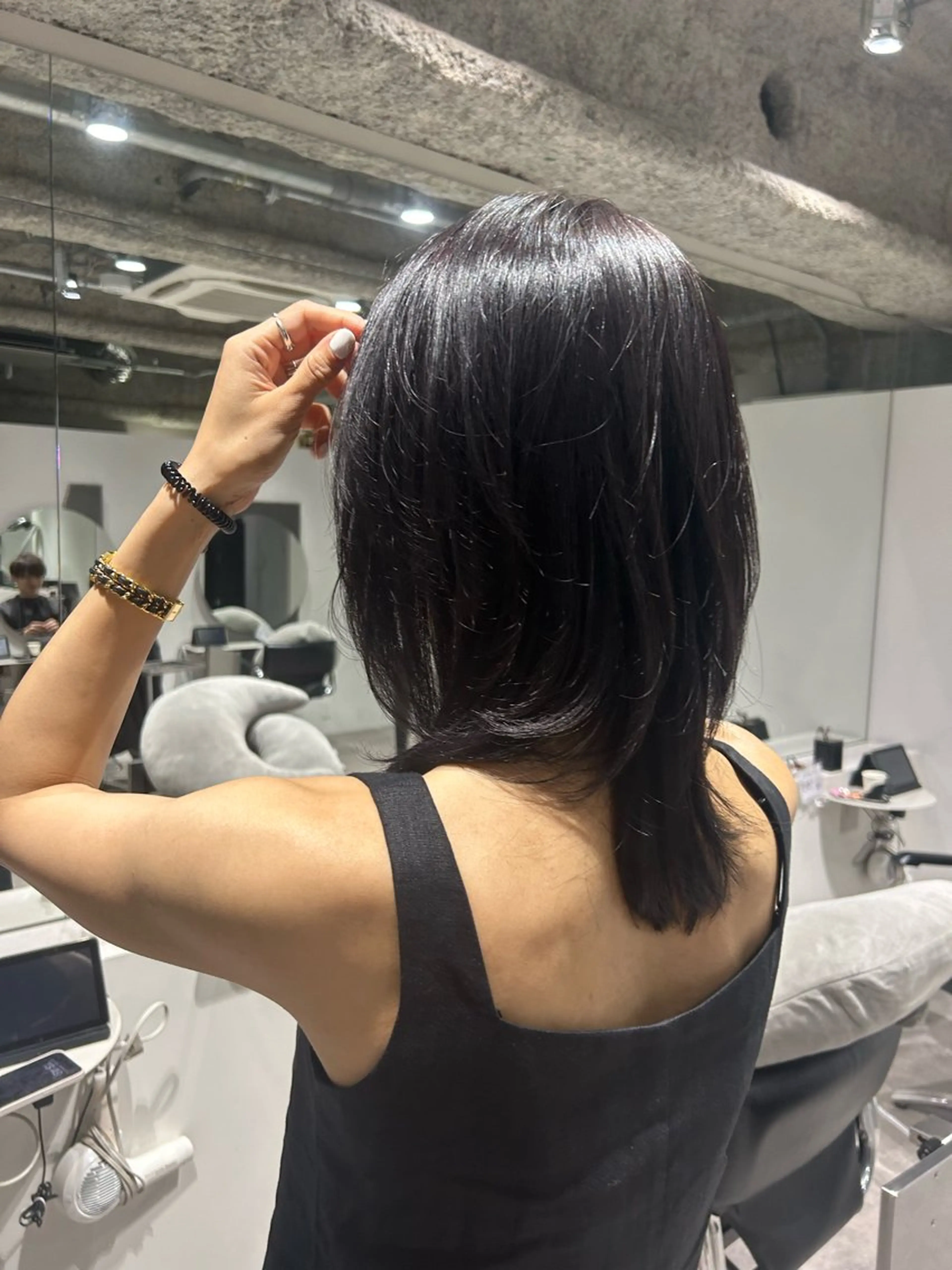 ミディアム カラー トキタ アオイのヘアスタイル