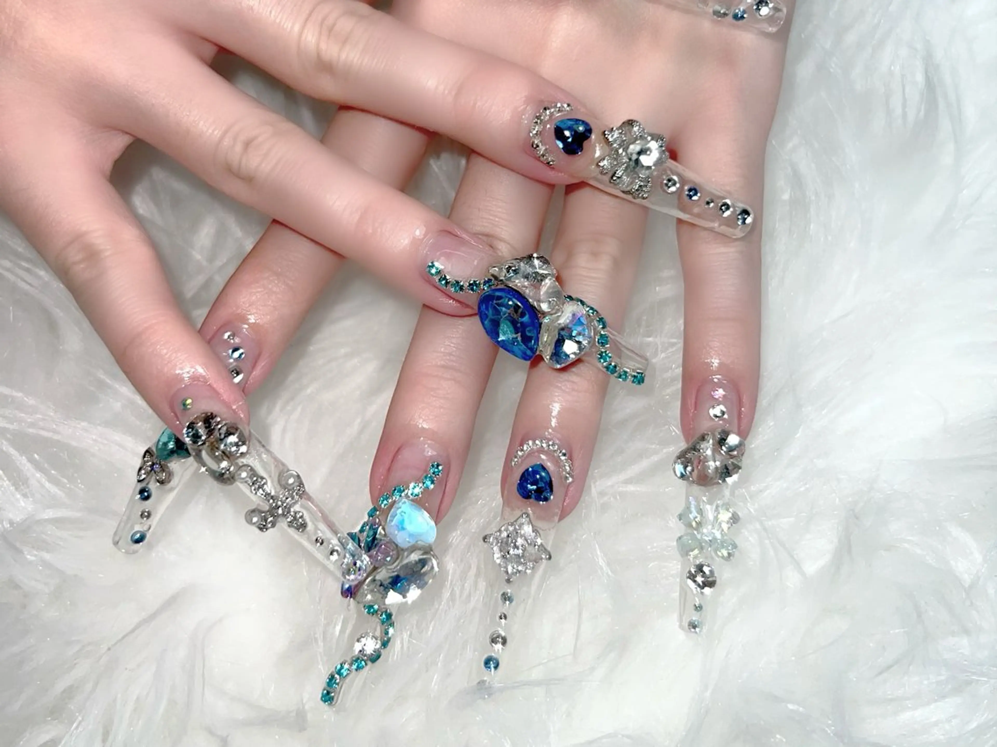 ネイル ONIKA Nail 表参道A4徒歩2分のネイルデザイン