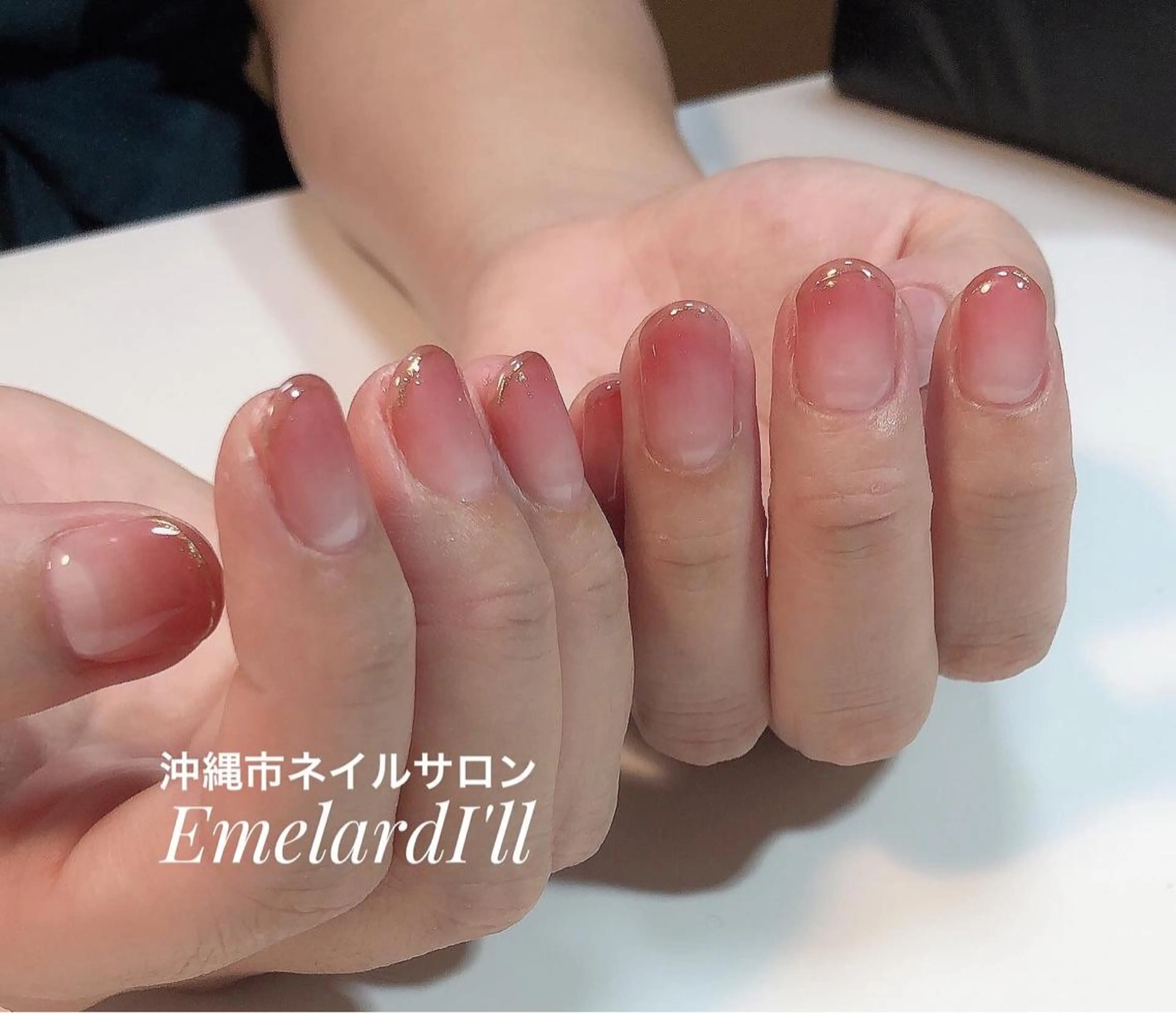 ネイル ハンドネイル 沖縄市ネイルサロン エメラルドアイルのネイルデザイン