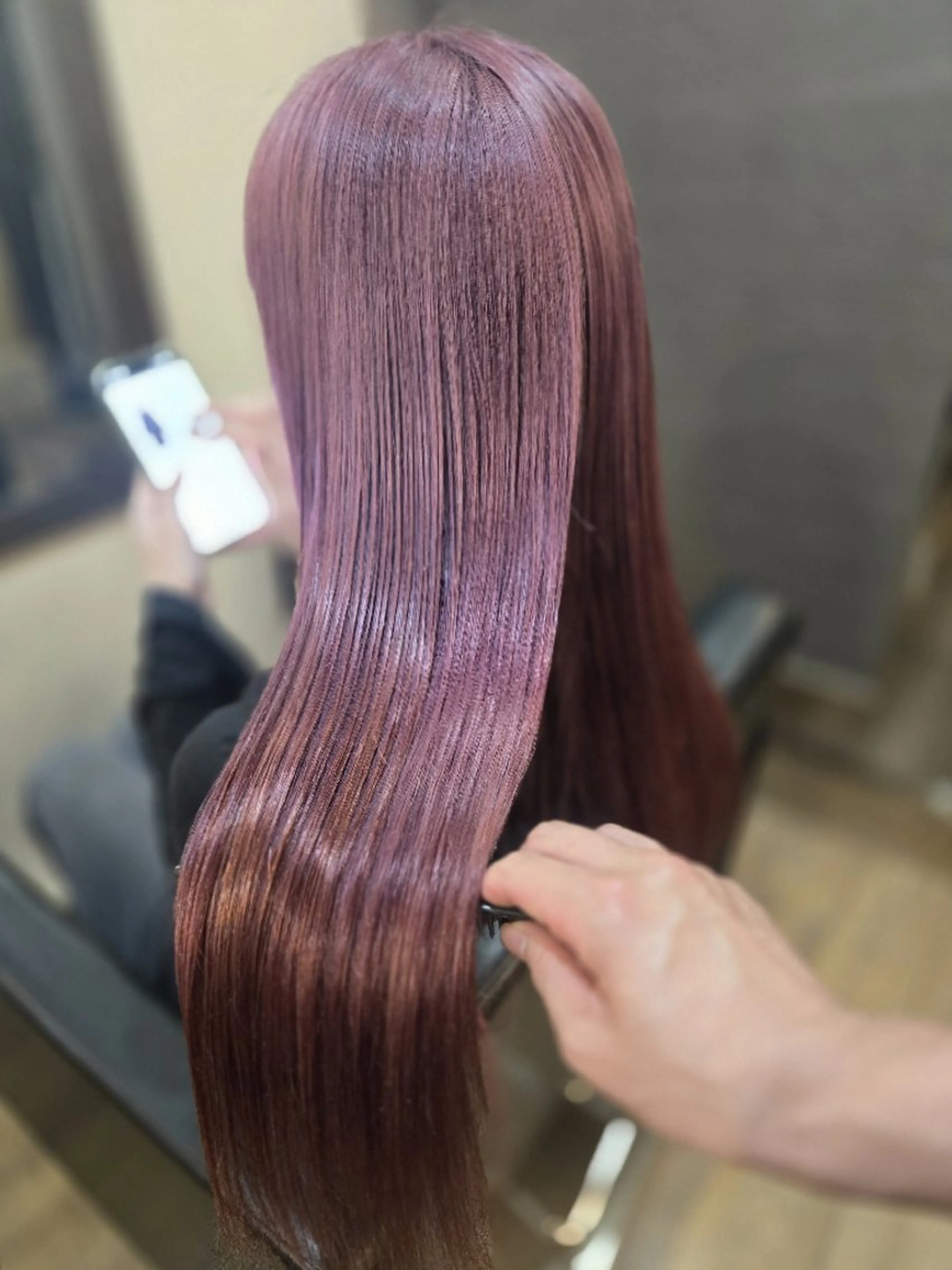 ロング カラー ピンクカラー SevenQuarter所属・セブン クォーターのヘアスタイル