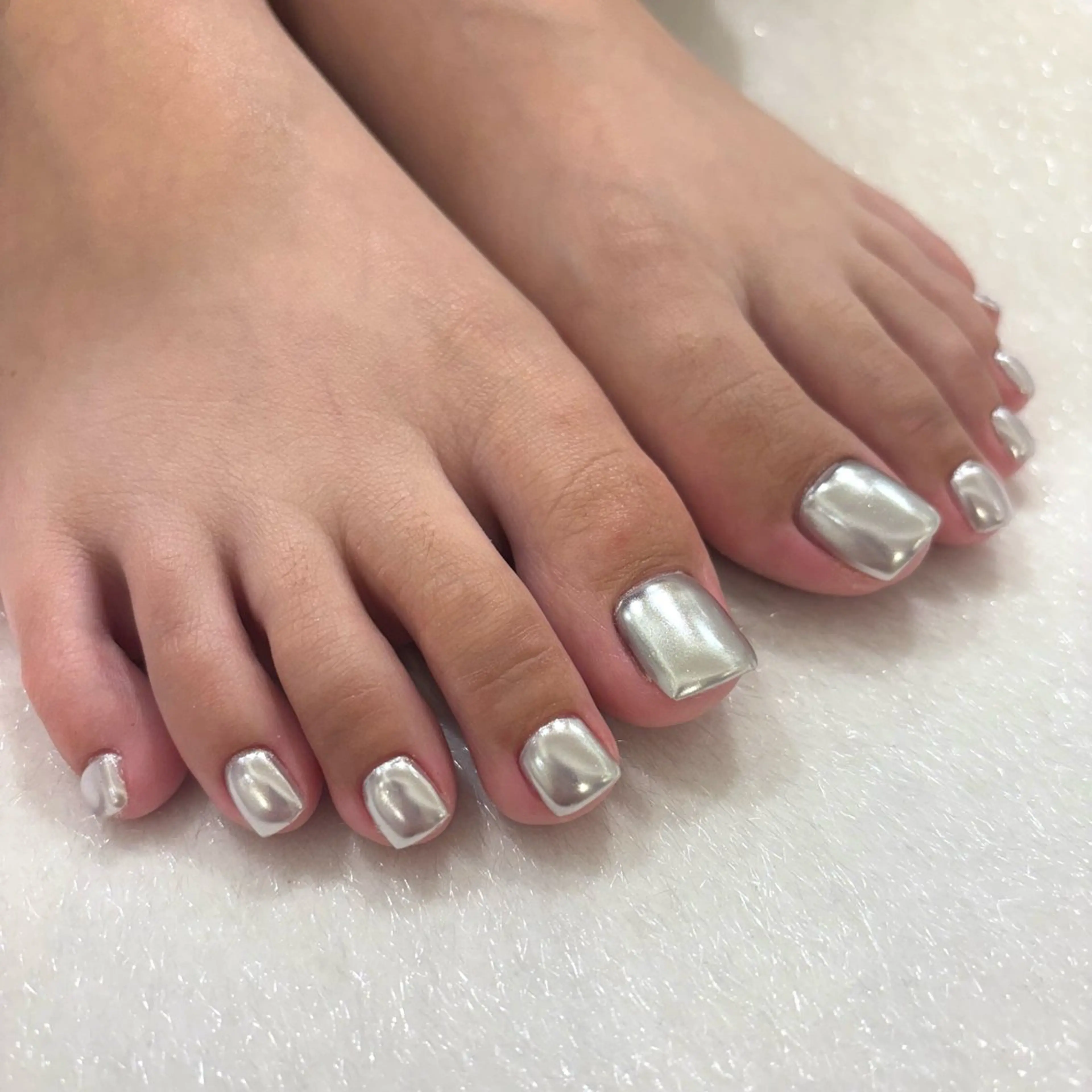 ネイル フラッシュネイル フットネイル フレンチネイル ジェルネイル グラデーション Feluce. eyelash&nail【フェルーチェ】所属・nail mahoのネイルデザイン