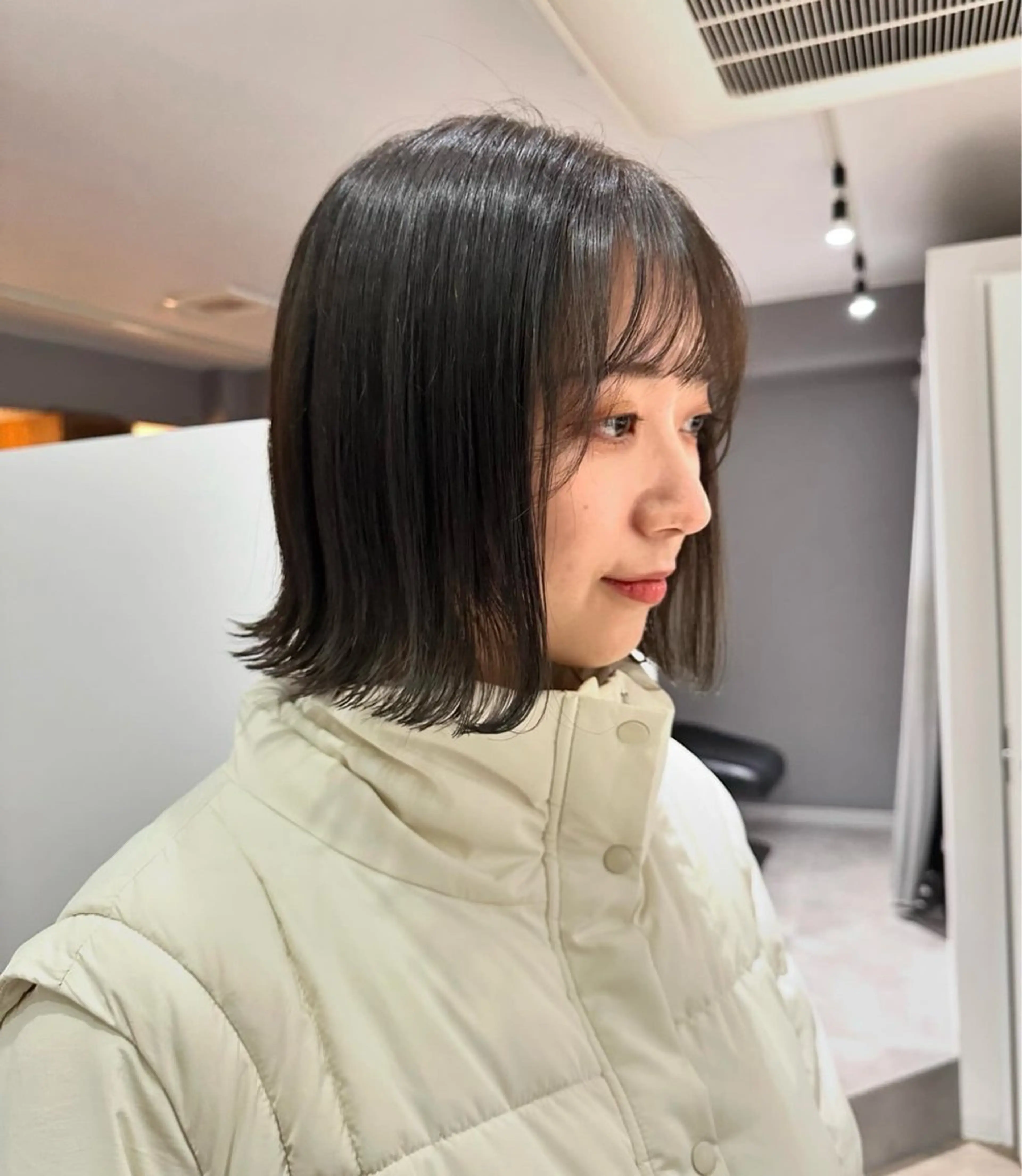ショート 切りっぱなしボブ ボブ 山本 菜月のヘアスタイル