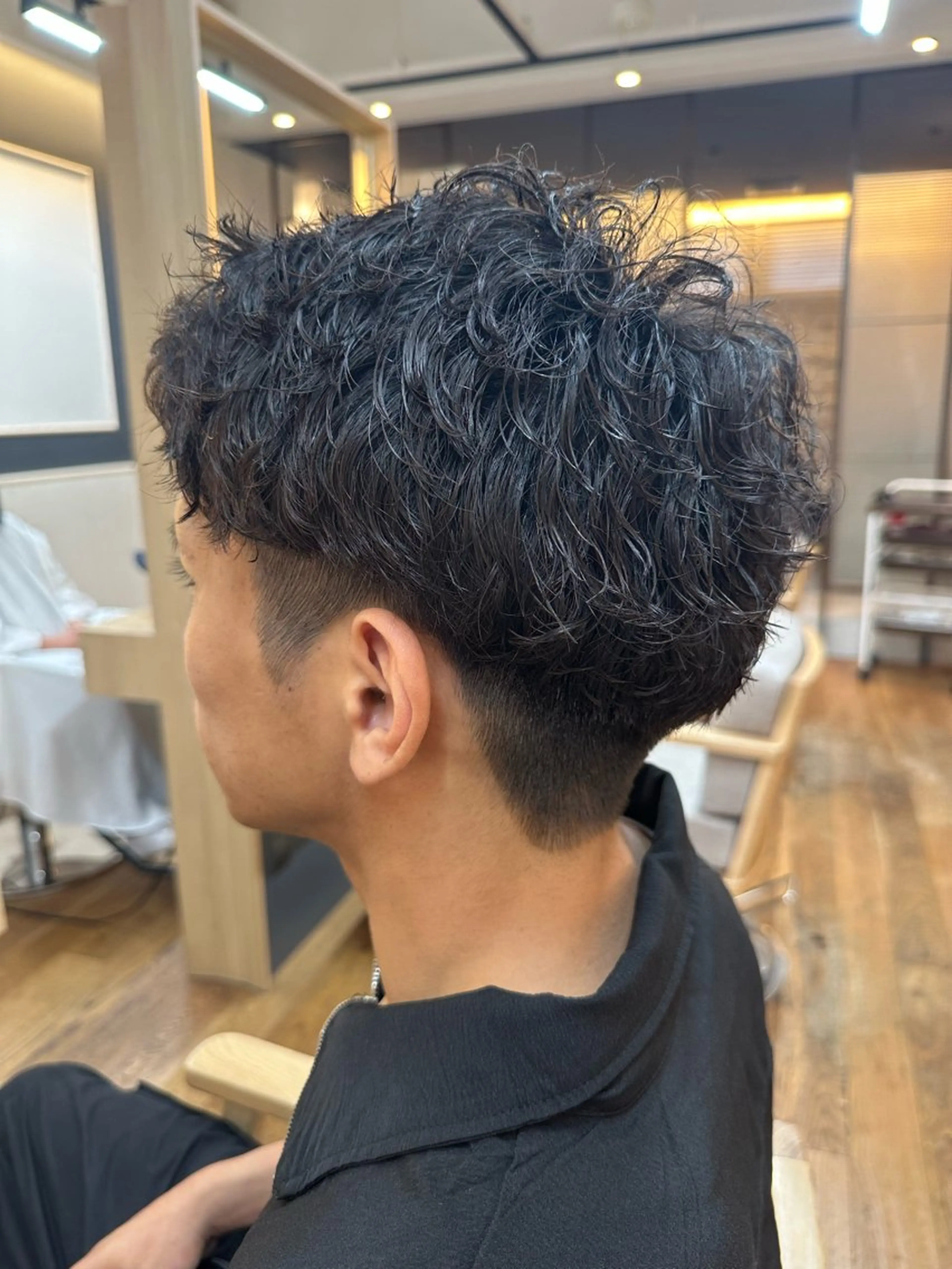 ショート パーマ カット ヘアカラー パーマ ボブxショートボブ 葛西凌大のヘアスタイル