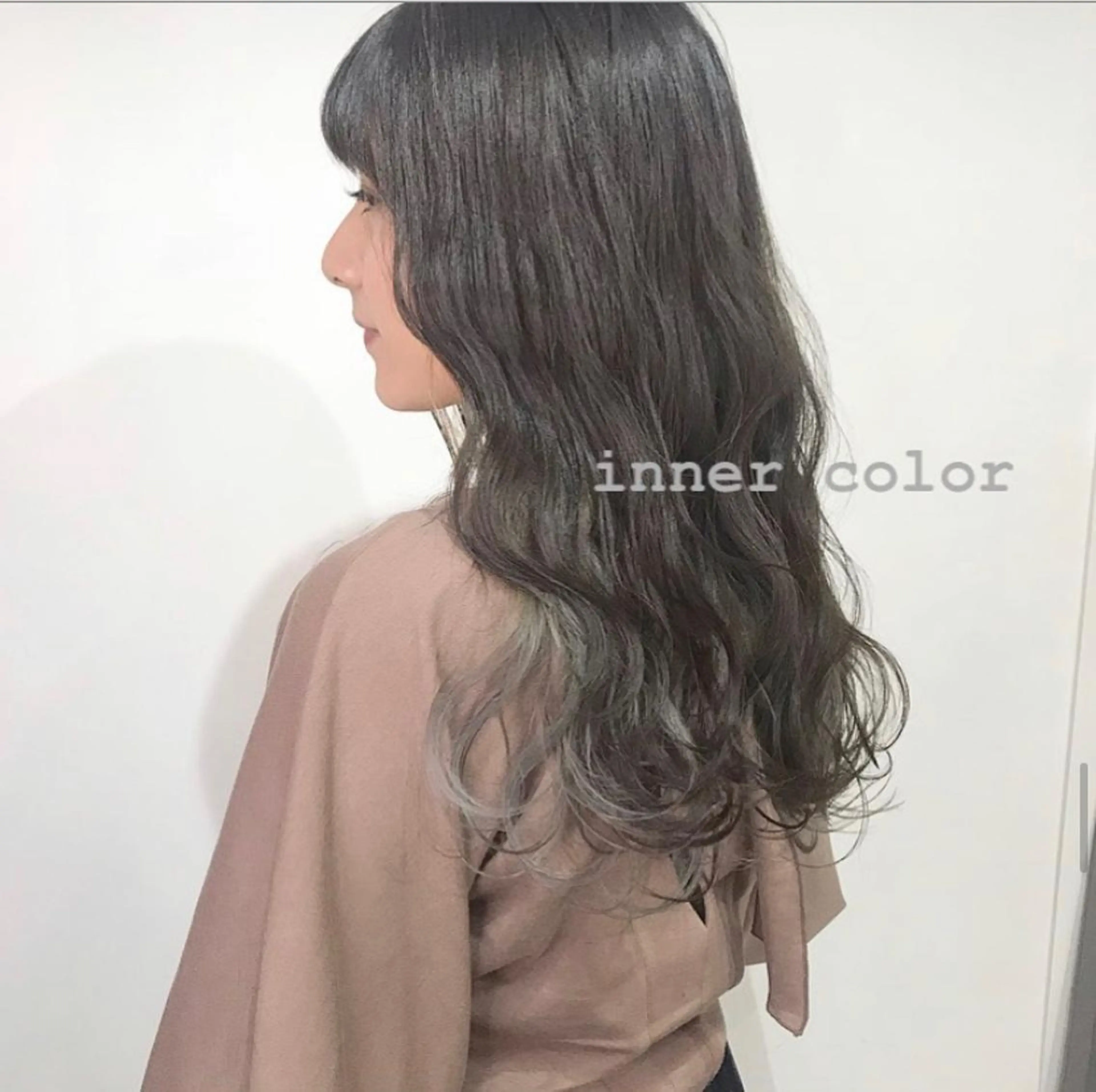 ロング 家里 圭子のヘアスタイル