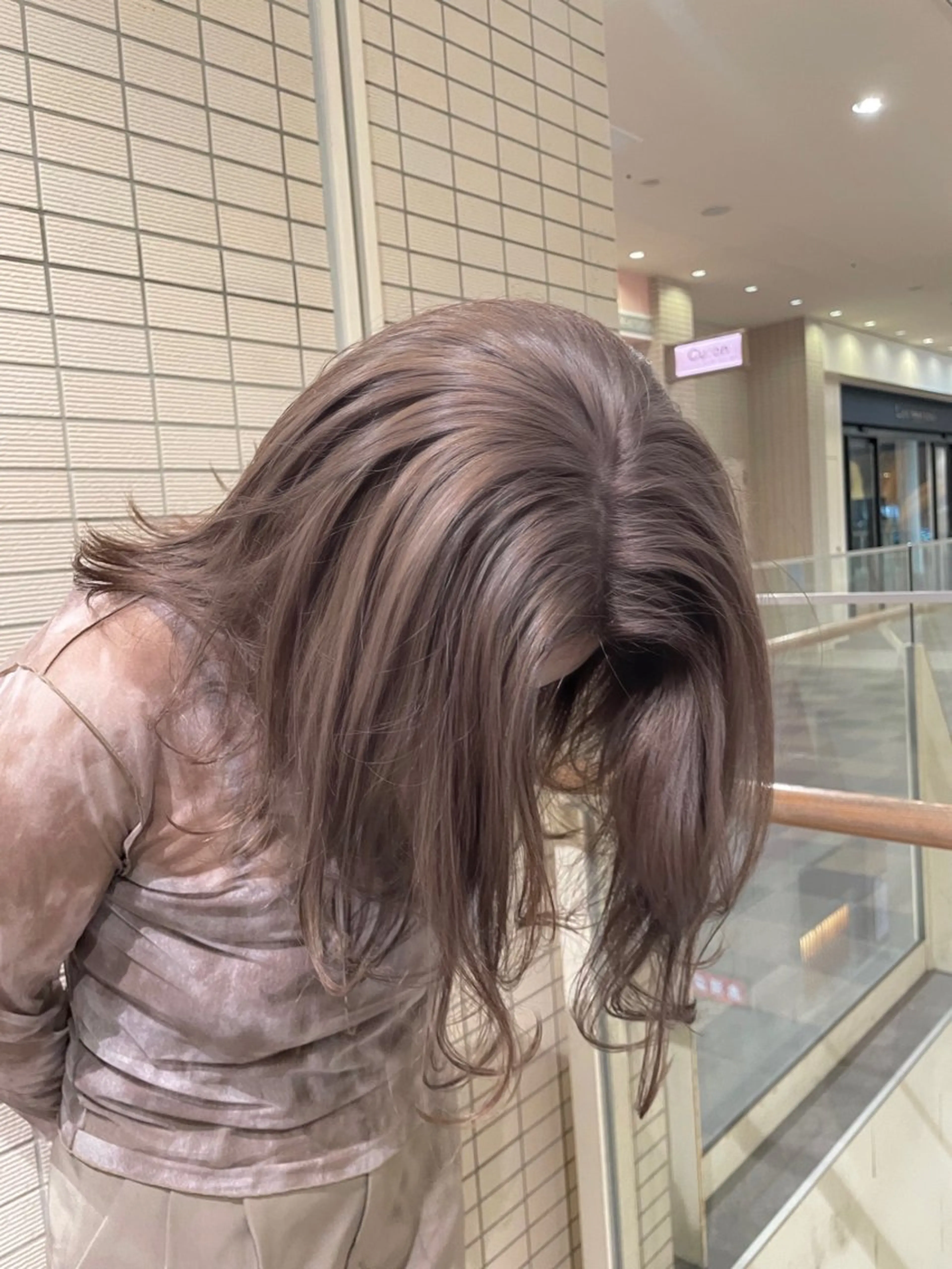 ミディアム ヘアカラー KANA🌷 髪質改善のヘアスタイル