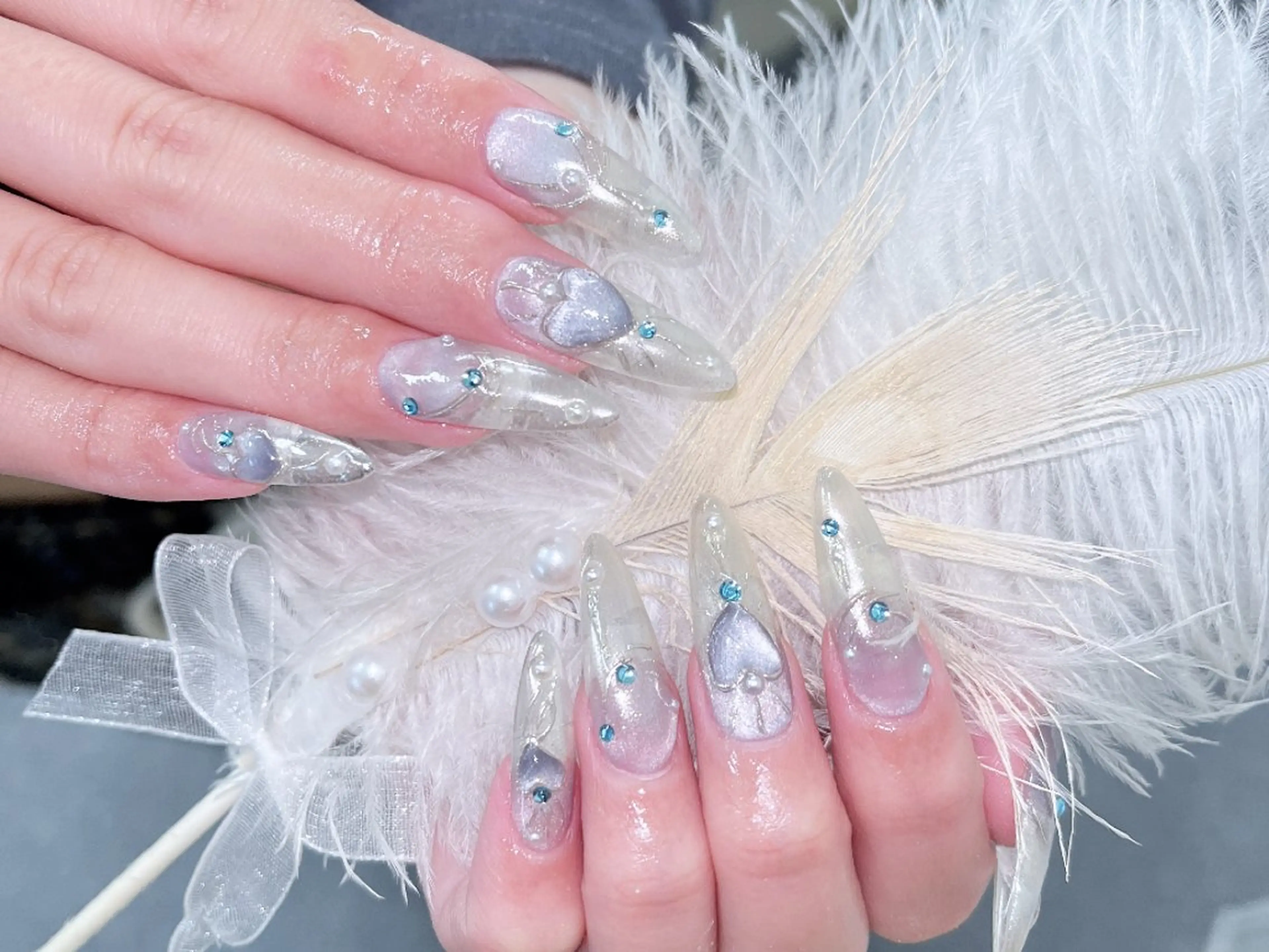 ネイル ハンドネイル グロー ネイルのネイルデザイン