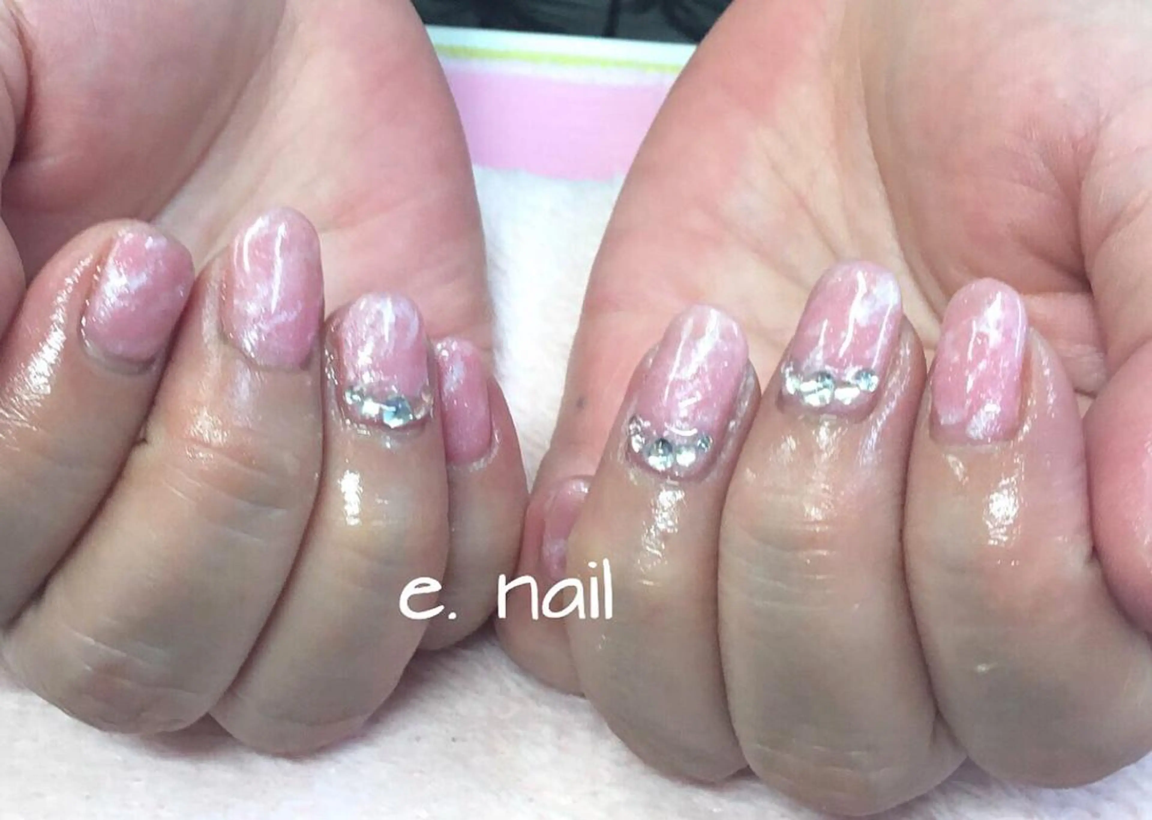 ネイル e.nail所属・和賀井 恵理のネイルデザイン