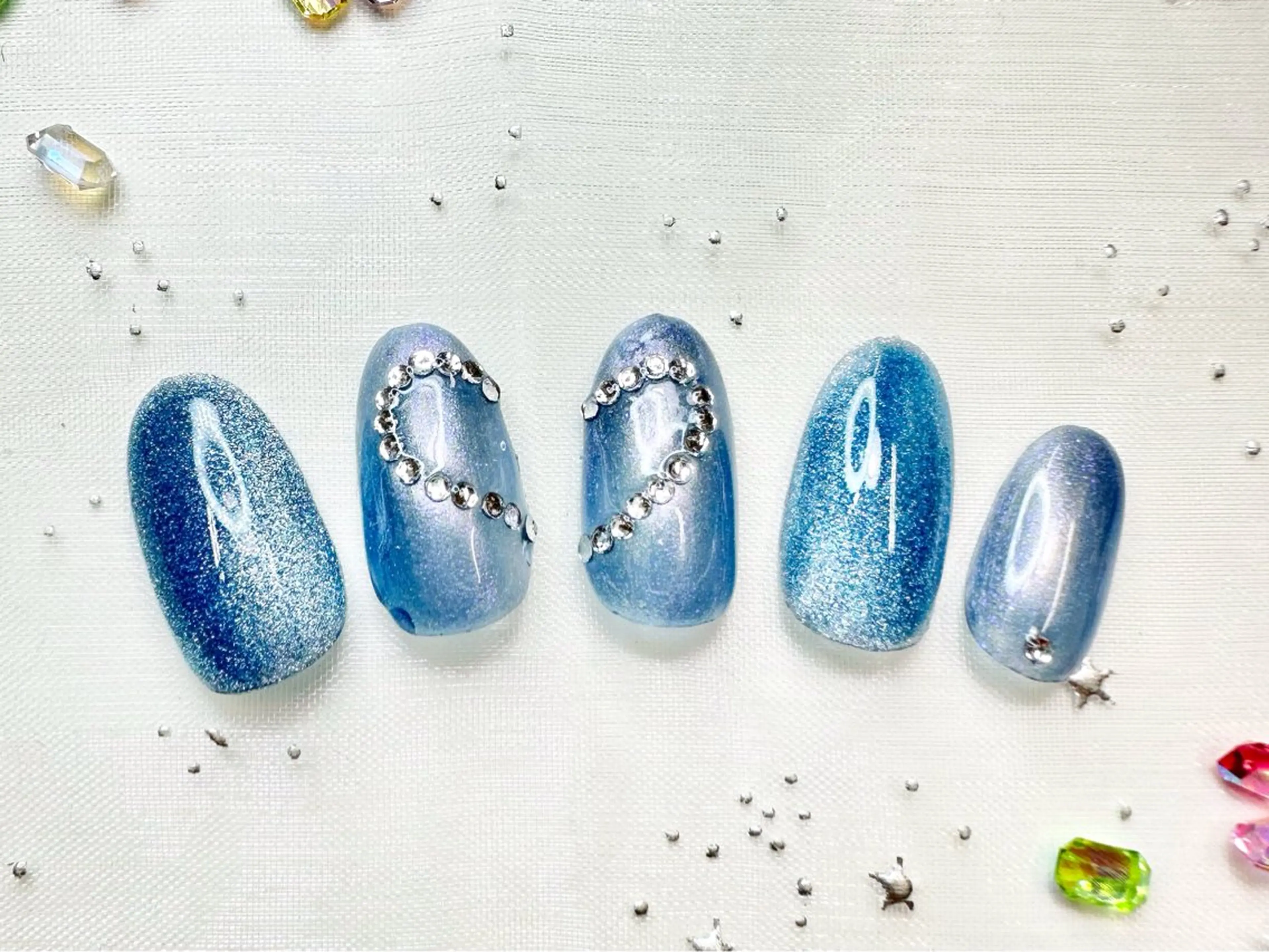 ネイル ネイルPetit Ribbonのネイルデザイン