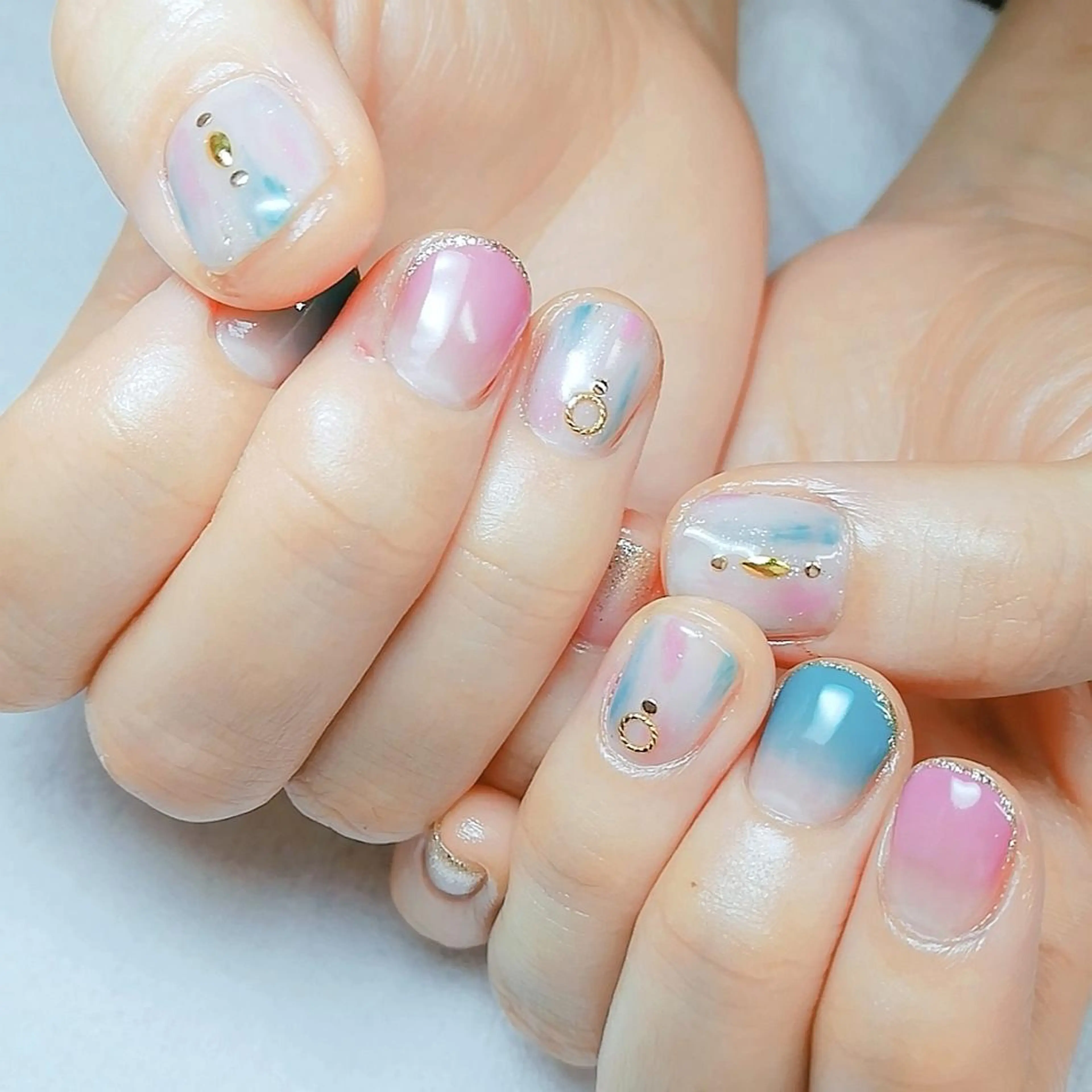 ネイル グラデーション 持ち込み ハンドネイル 柴崎 美幸のネイルデザイン