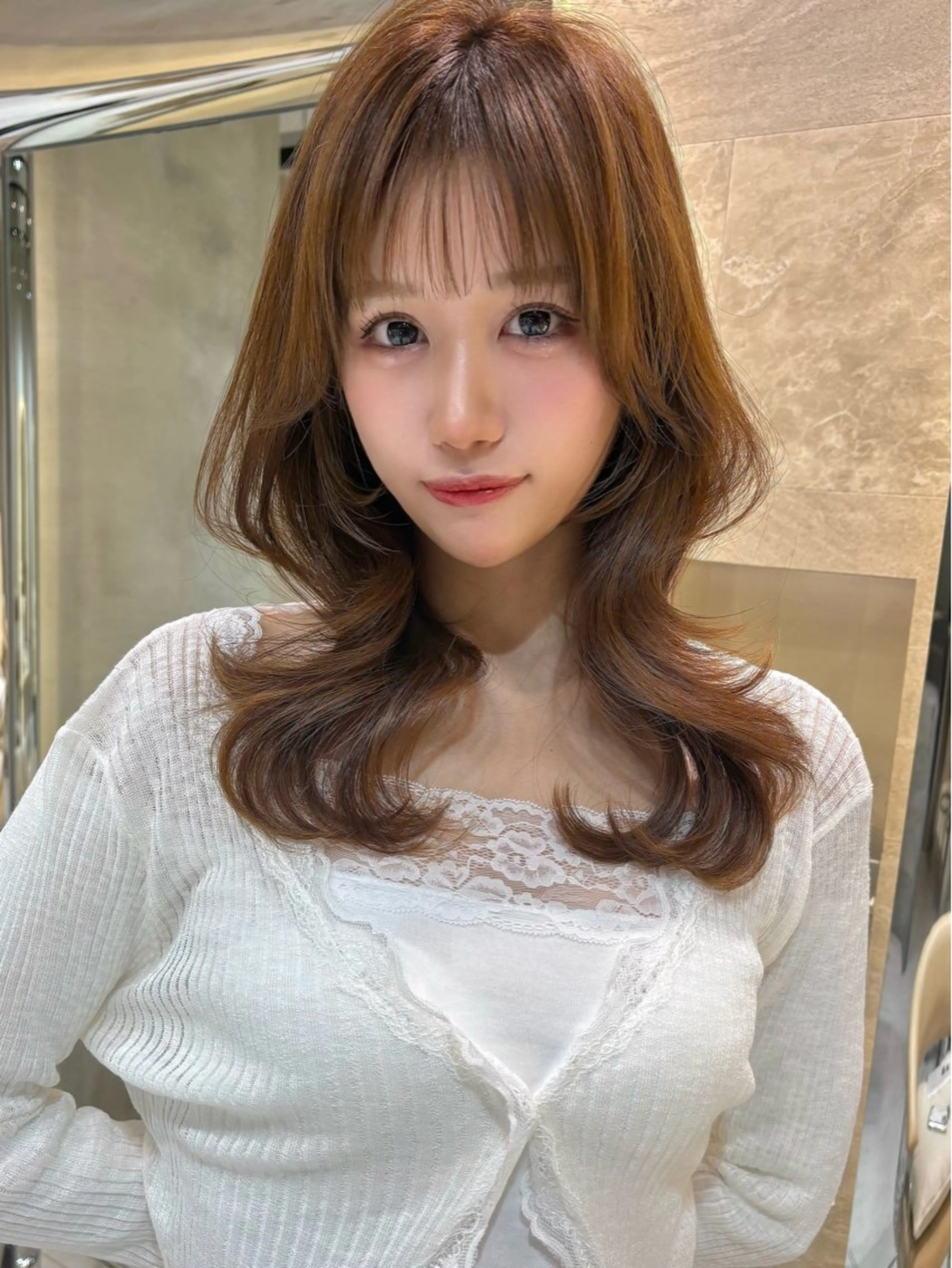 セミロング カラー 髪質改善　ANFINI 仙台所属・仙台Ｉ韓国レイヤー Ｉ髪質改善Ｉ伊藤拓海のヘアスタイル