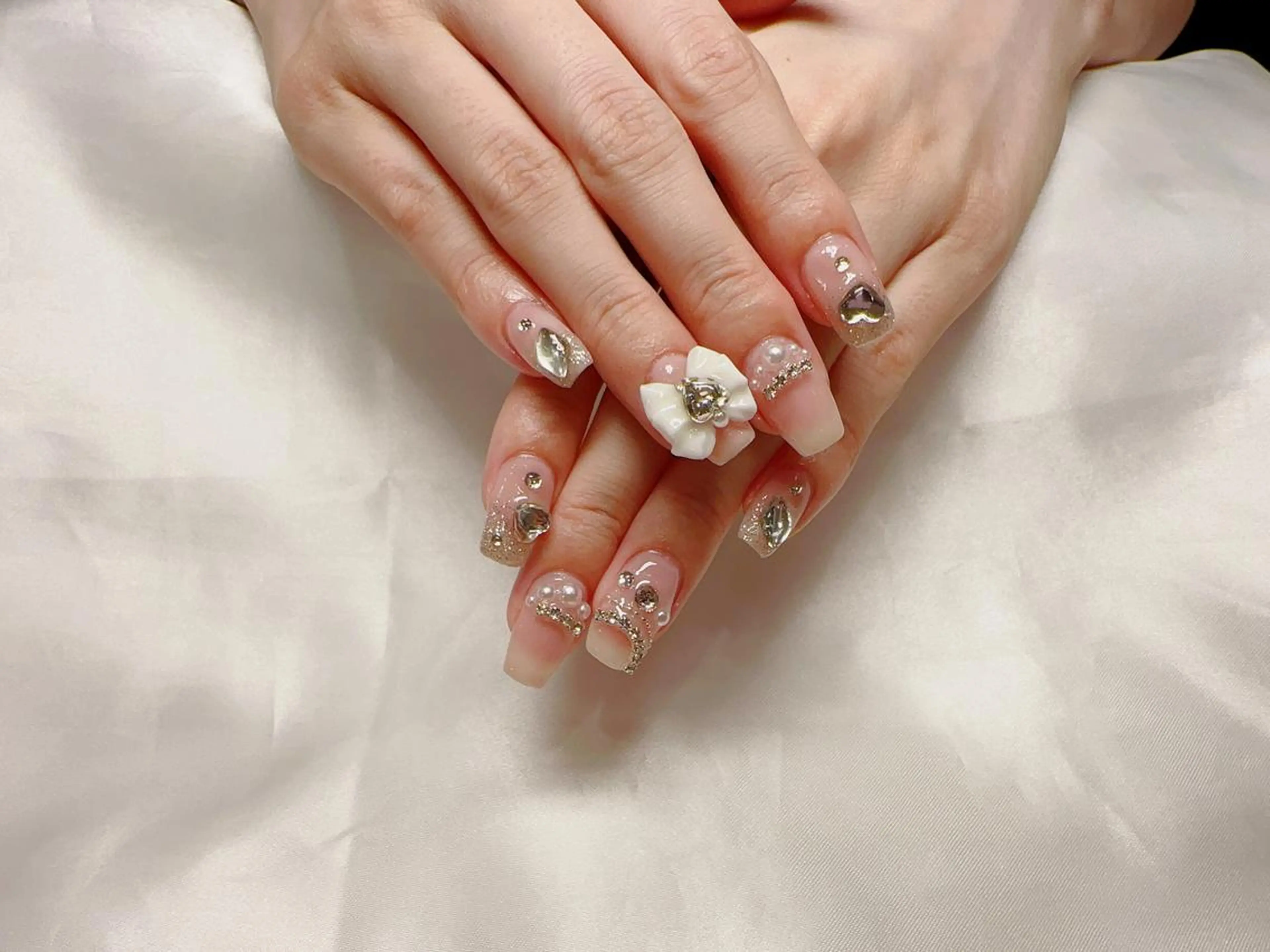 ネイル Ui_Amor (パラジェル)のネイルデザイン