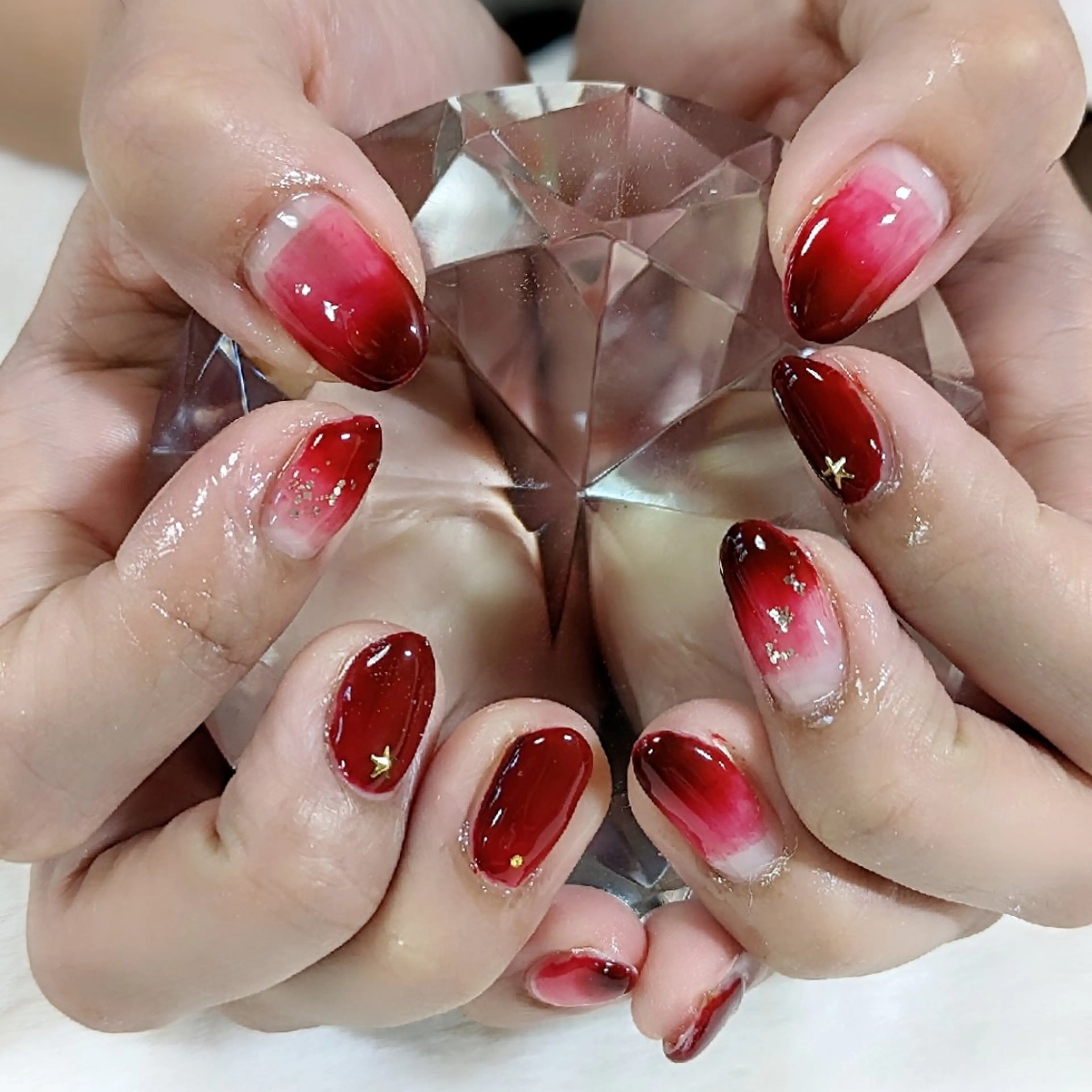 ネイル ボルドー グラデーション 冬ネイル m&pPrivate nailsalonのネイルデザイン