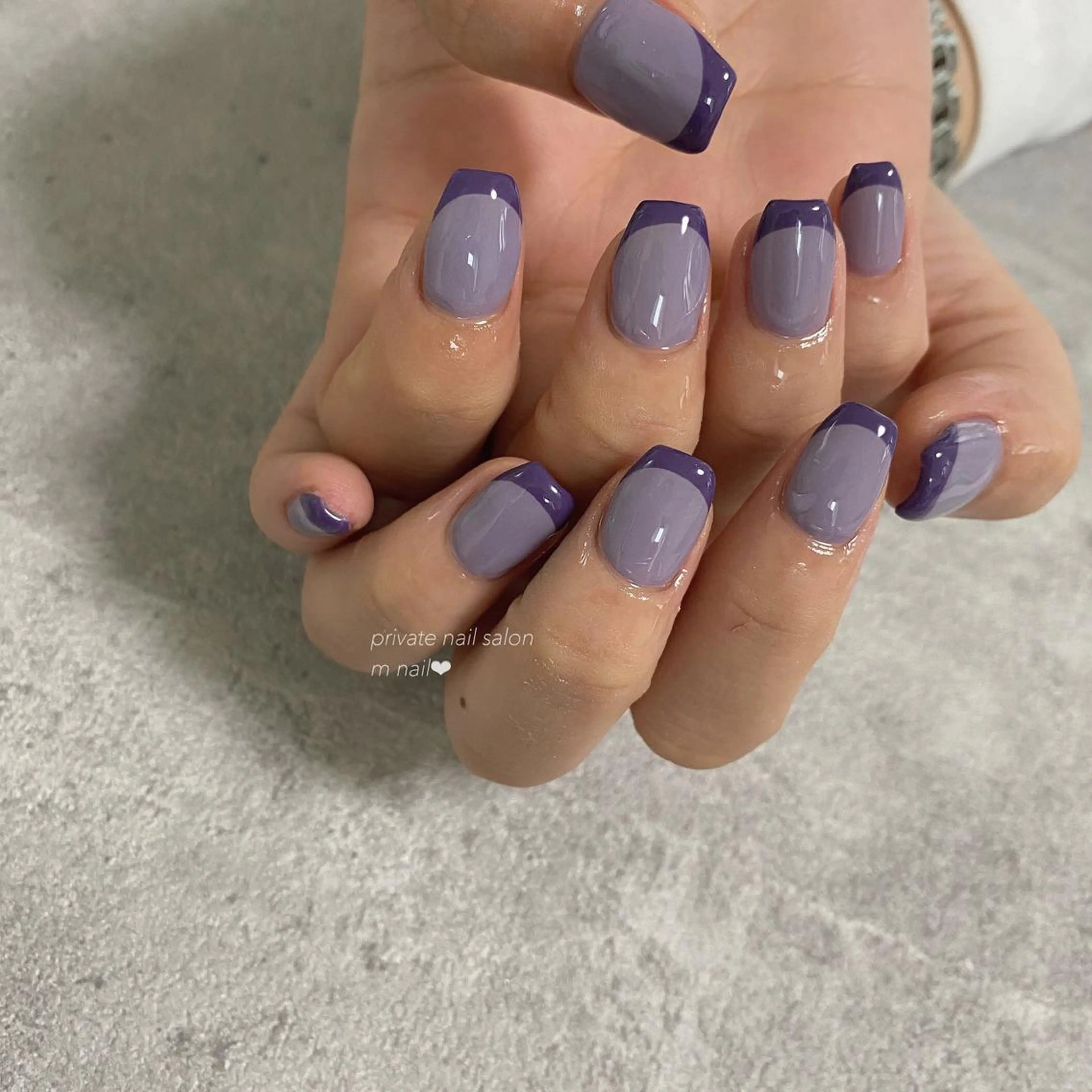 ネイル フレンチネイル パープル ハンドネイル 小河原 舞のネイルデザイン