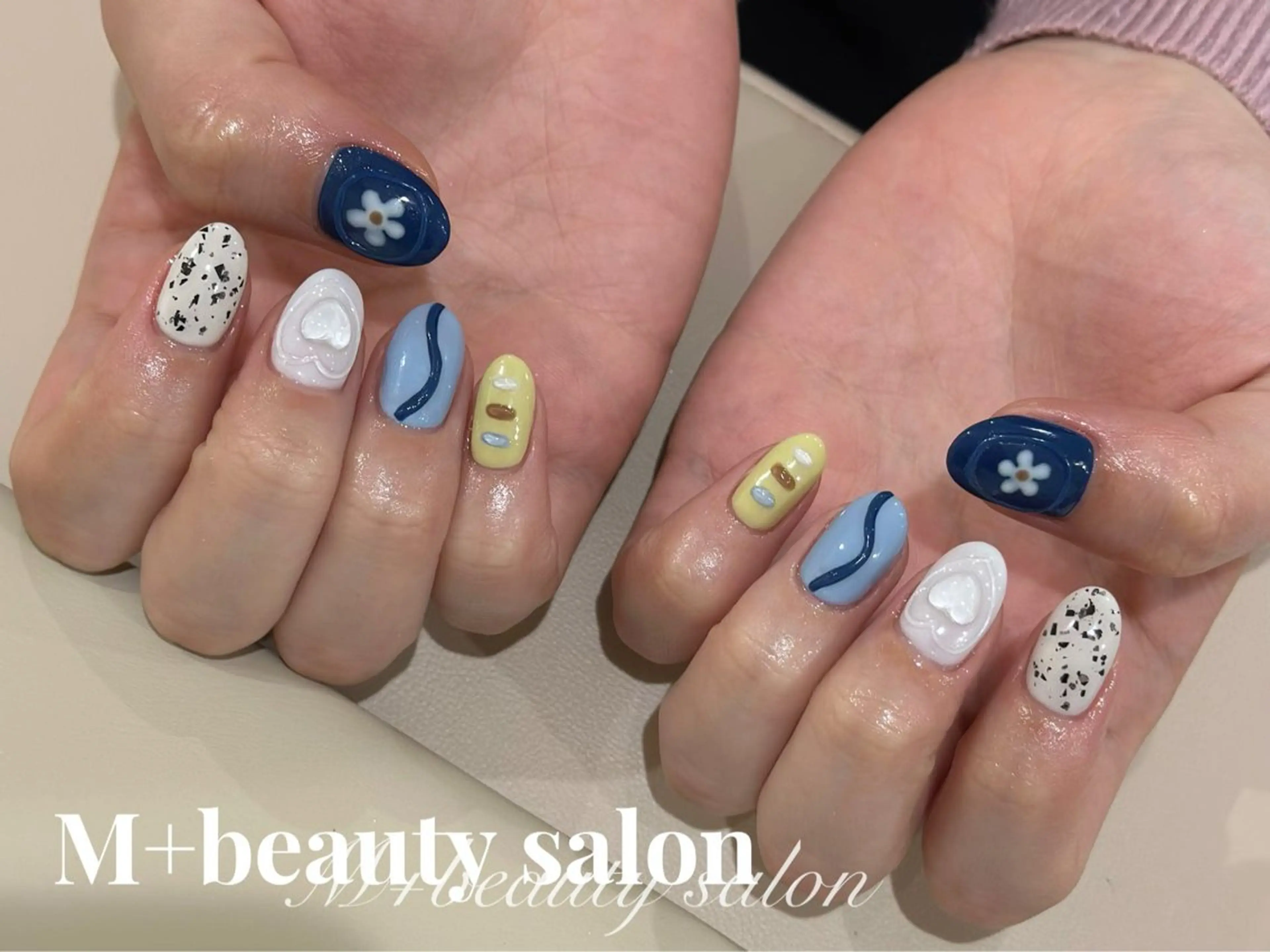 ネイル M+  Beauty Salonのネイルデザイン