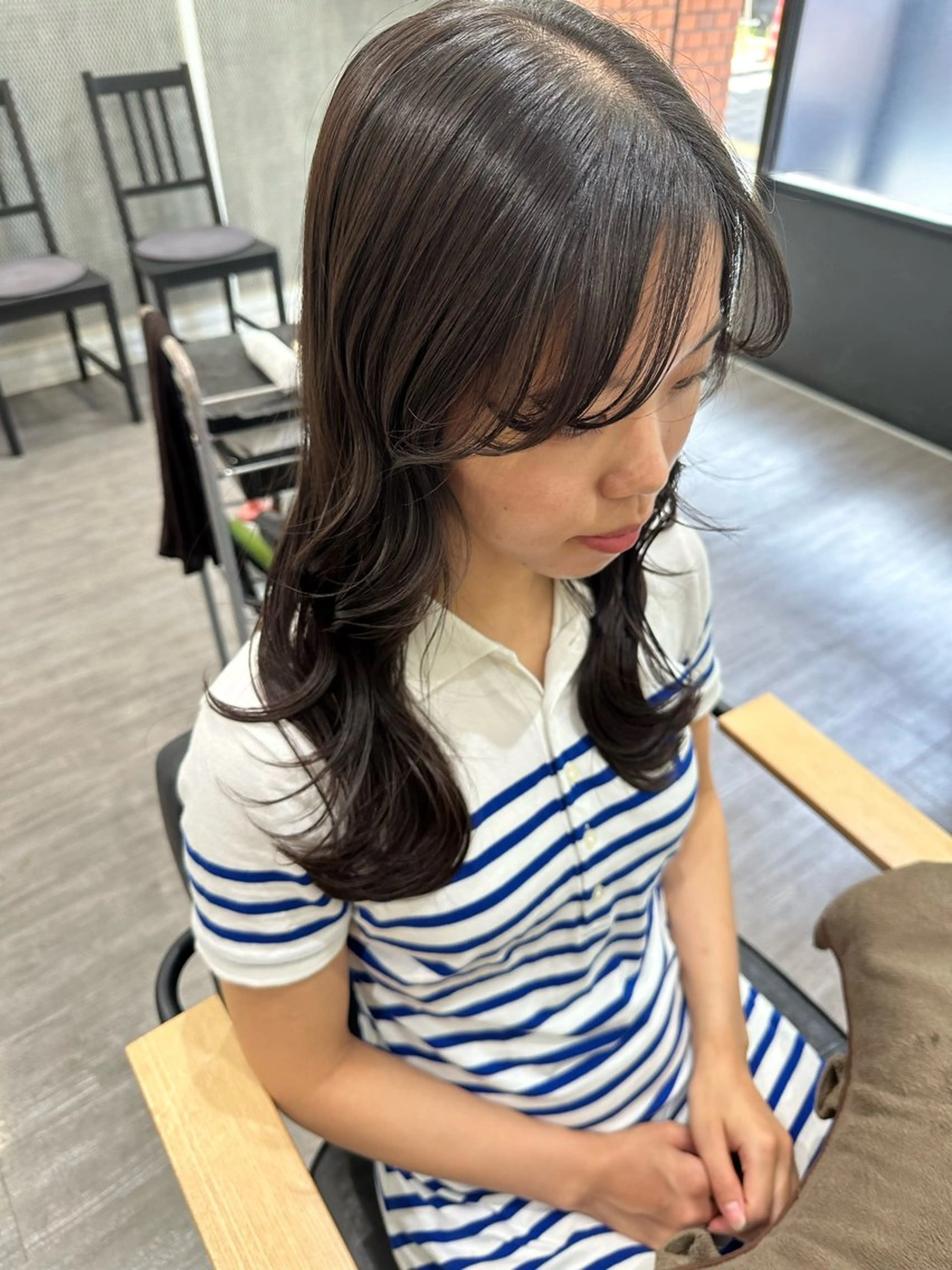 セミロング カラー アッシュ アッシュグレー アッシュグレージュ グレージュ ヘアカラー トリートメント 艶髪レイヤー上田 紗也🇰🇷💗のヘアスタイル