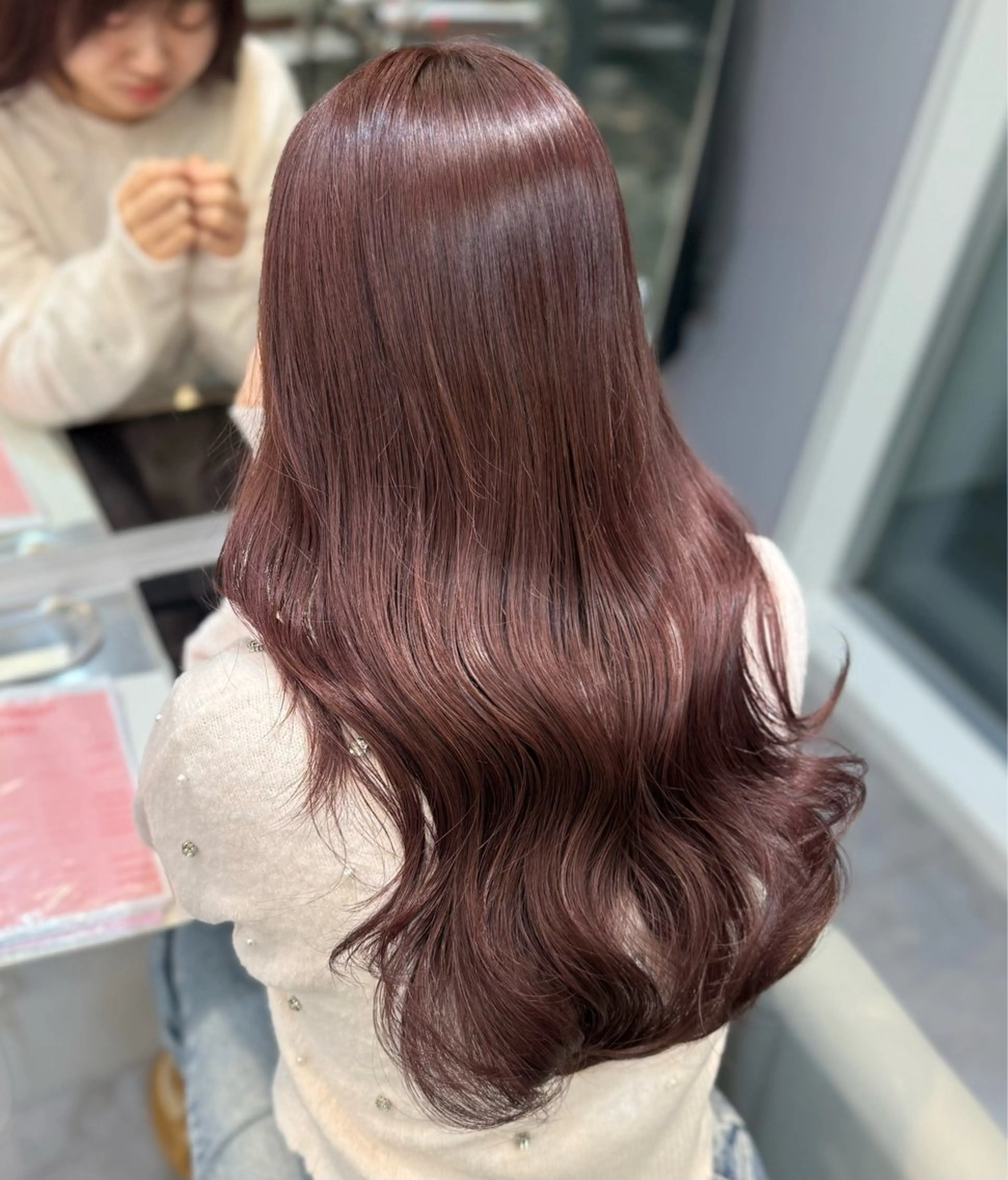 カラー amane໒꒱うる艶 ブリーチ透明感カラーのヘアスタイル