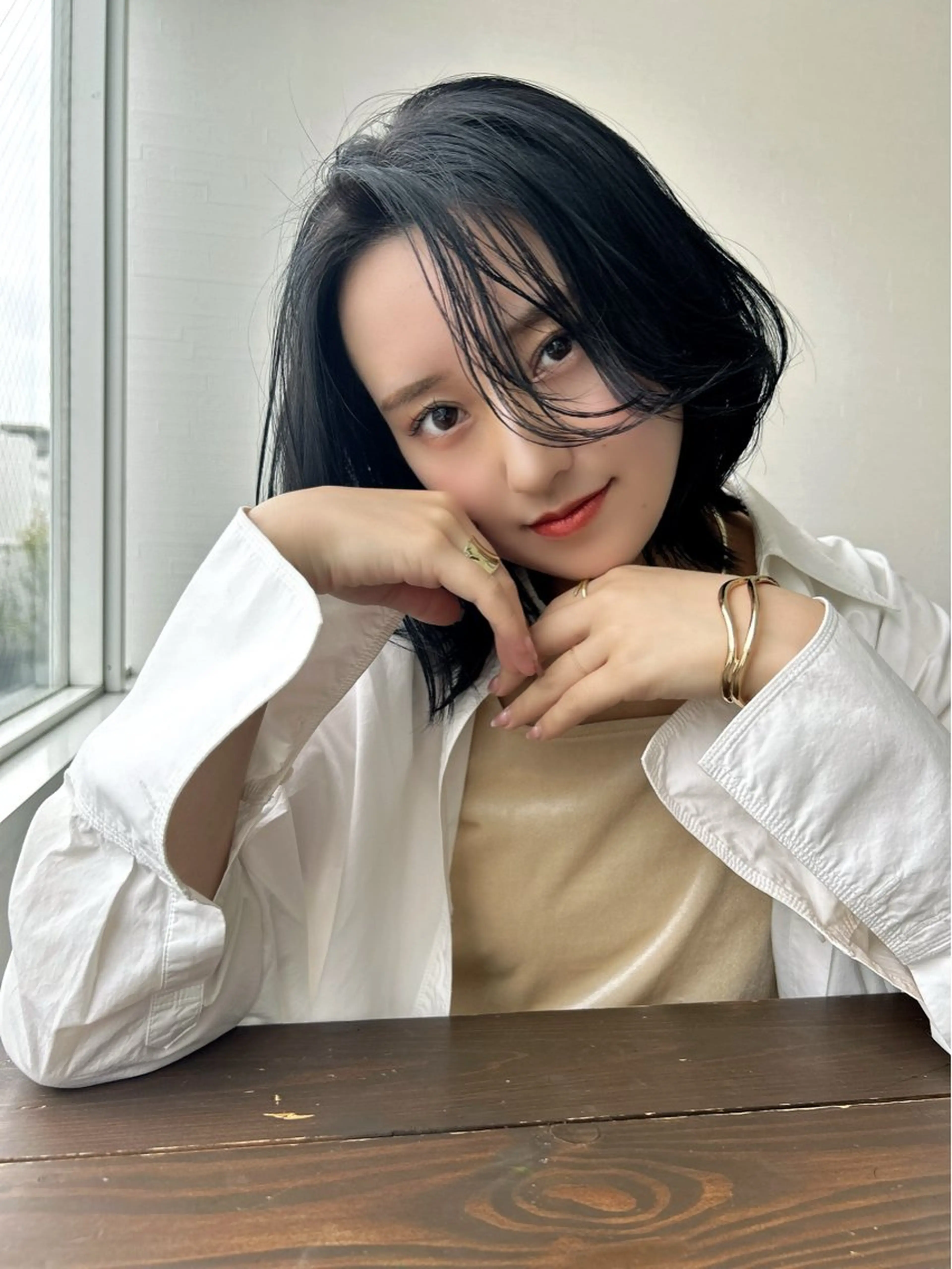 ミディアム ボブレイヤー ボブ くびれヘア レイヤーカット 外ハネヘア カット ヘアカラー トリートメント 美髪矯正/ 伊藤 更のヘアスタイル