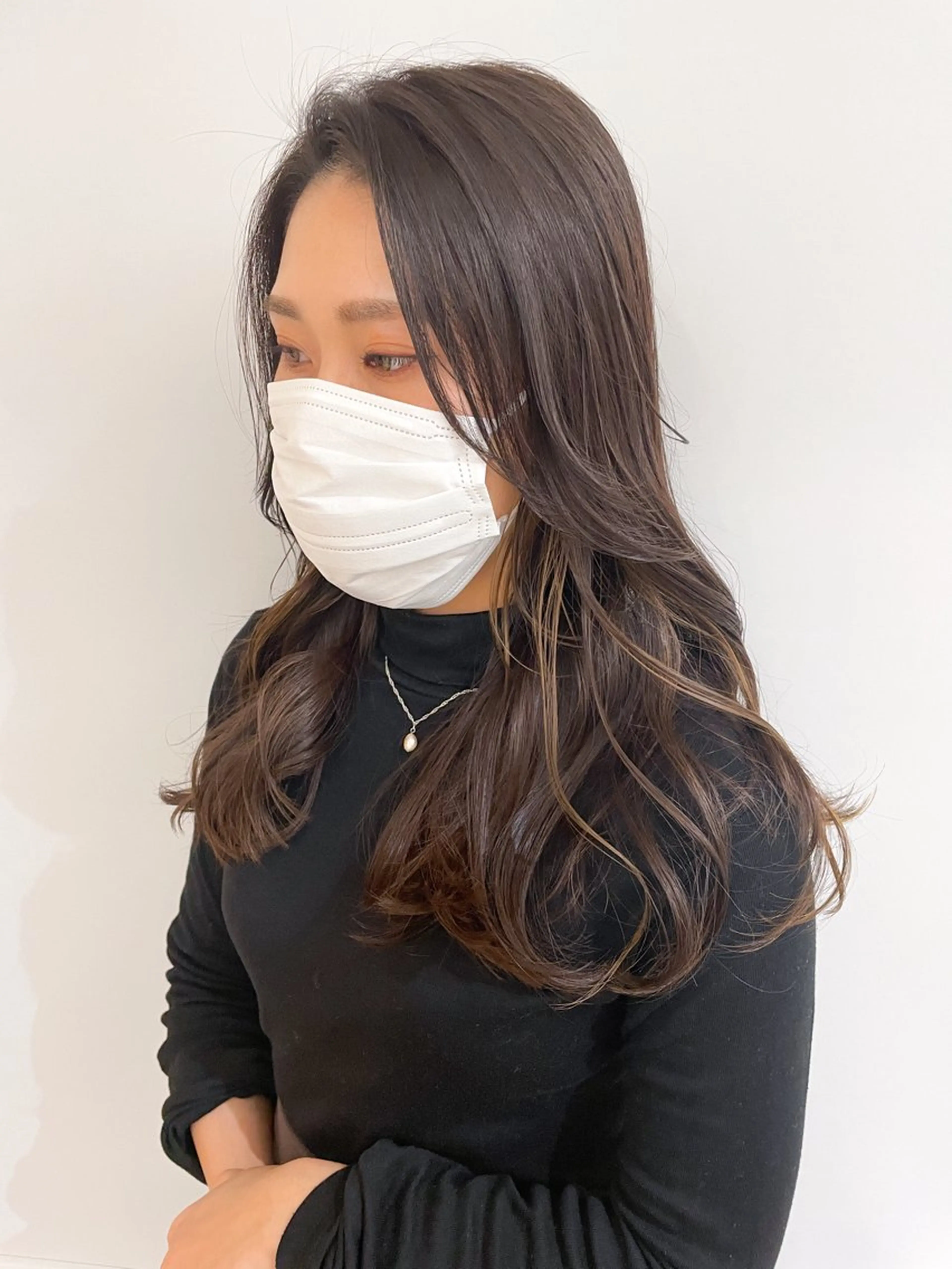 セミロング Kva所属・ウルフ/ハイトーン /髪質改善/AIRIのヘアスタイル