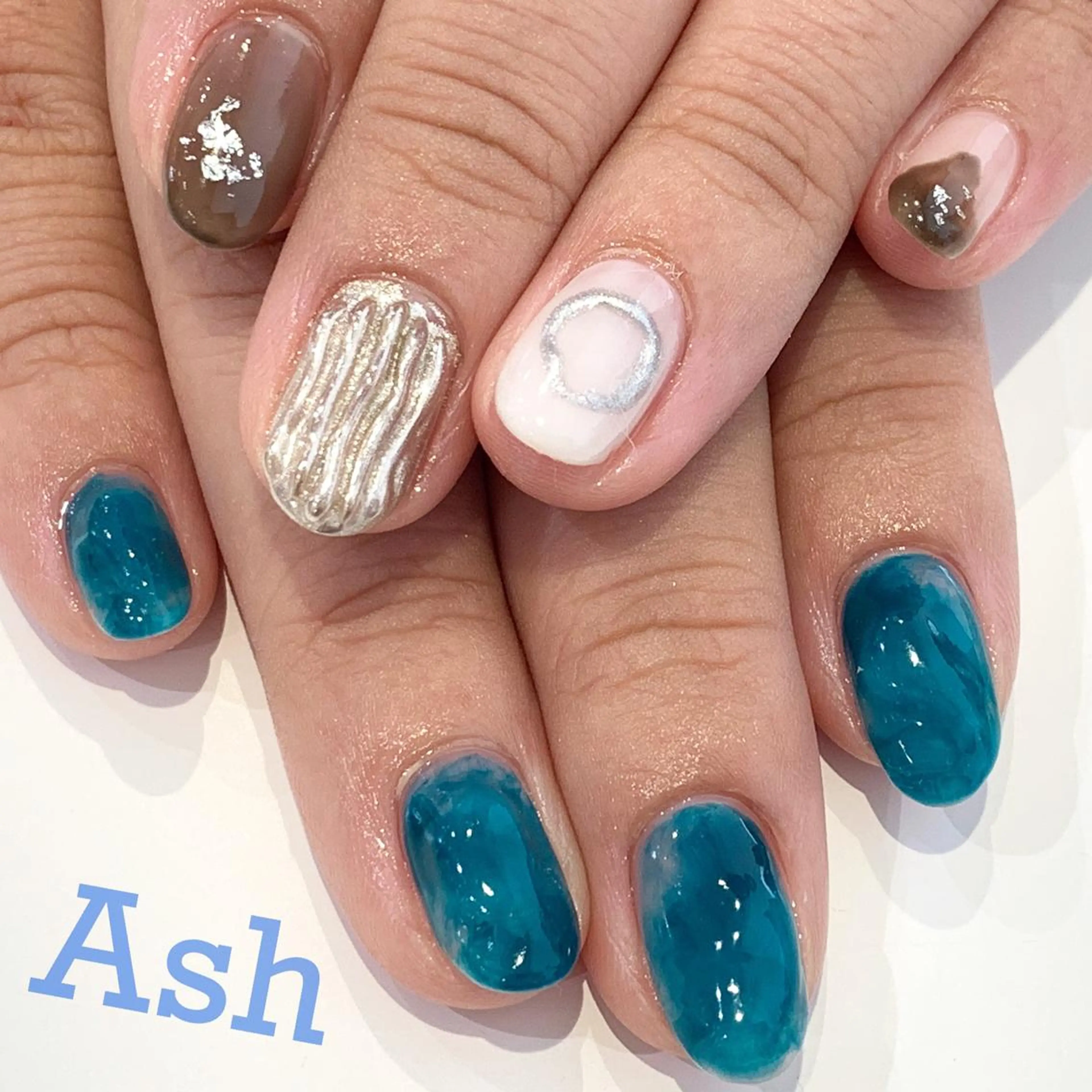 ネイル 🩵NORIKO 上品ネイルが得意🩵のネイルデザイン