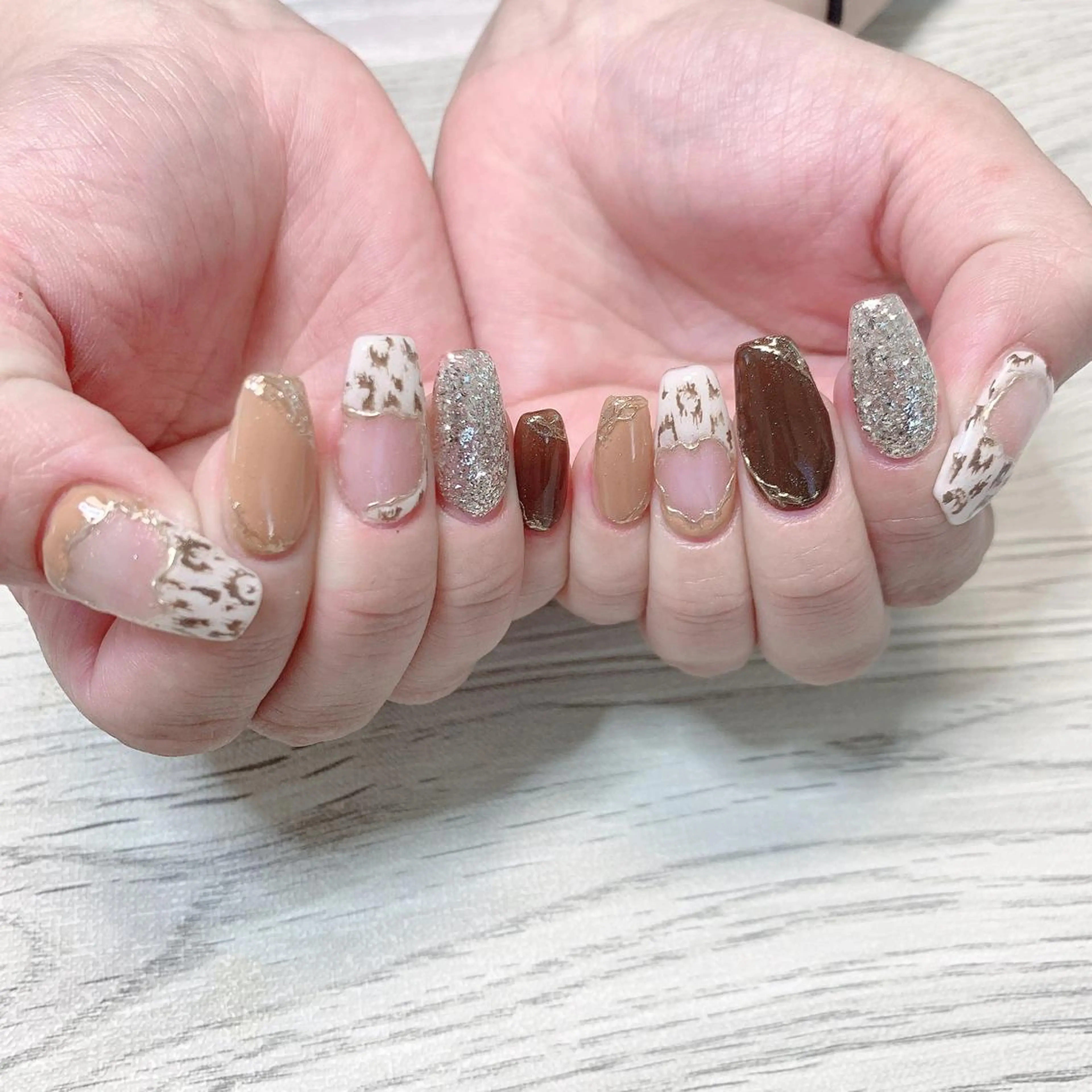 ネイル ハンドネイル フットネイル Adite nailのネイルデザイン
