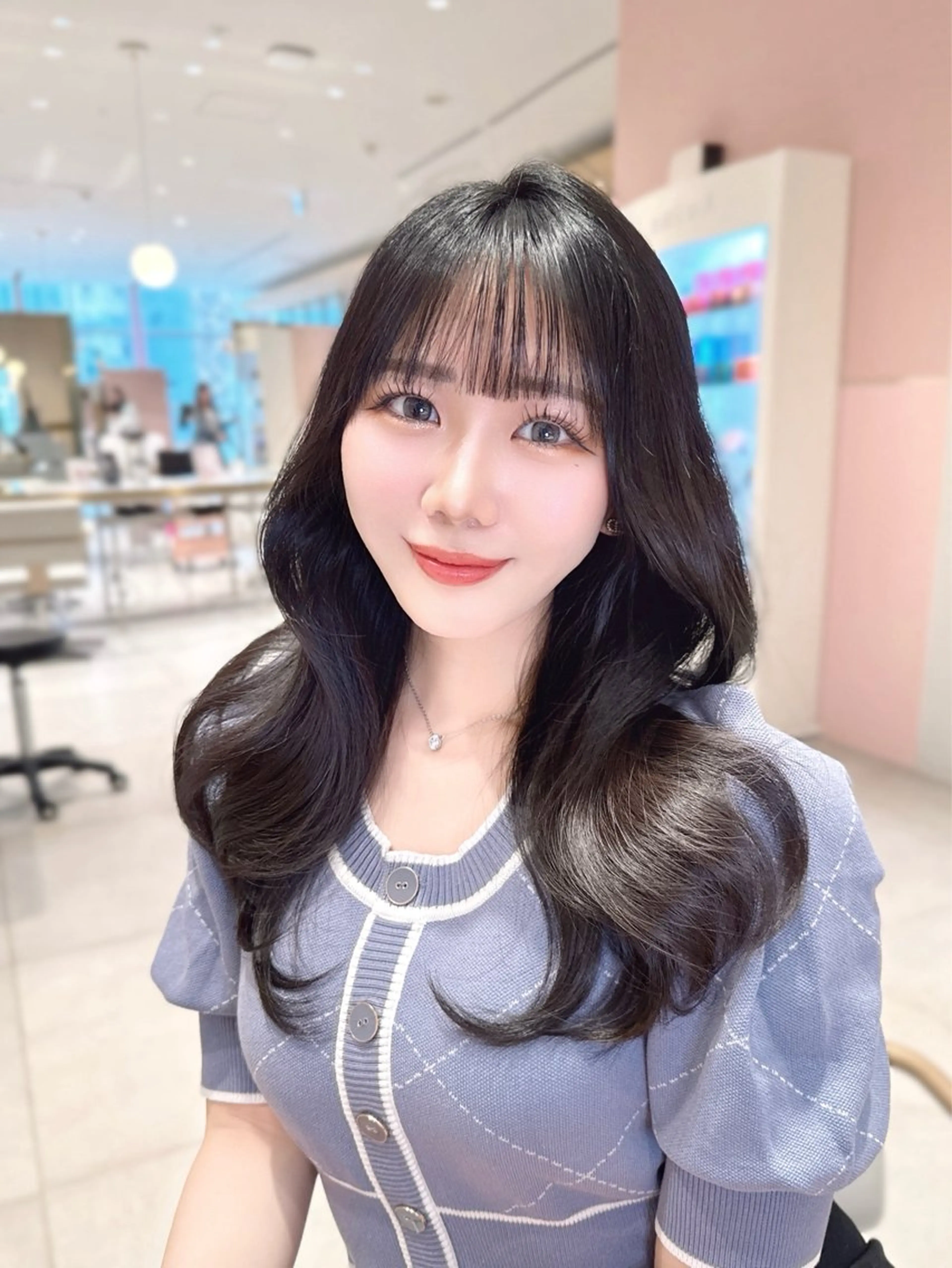 セミロング カラー カット ヘアカラー トリートメント ヘッドスパ ヘアセット 韓国ヘア/レイヤー/ 顔まわり/りょーとのヘアスタイル