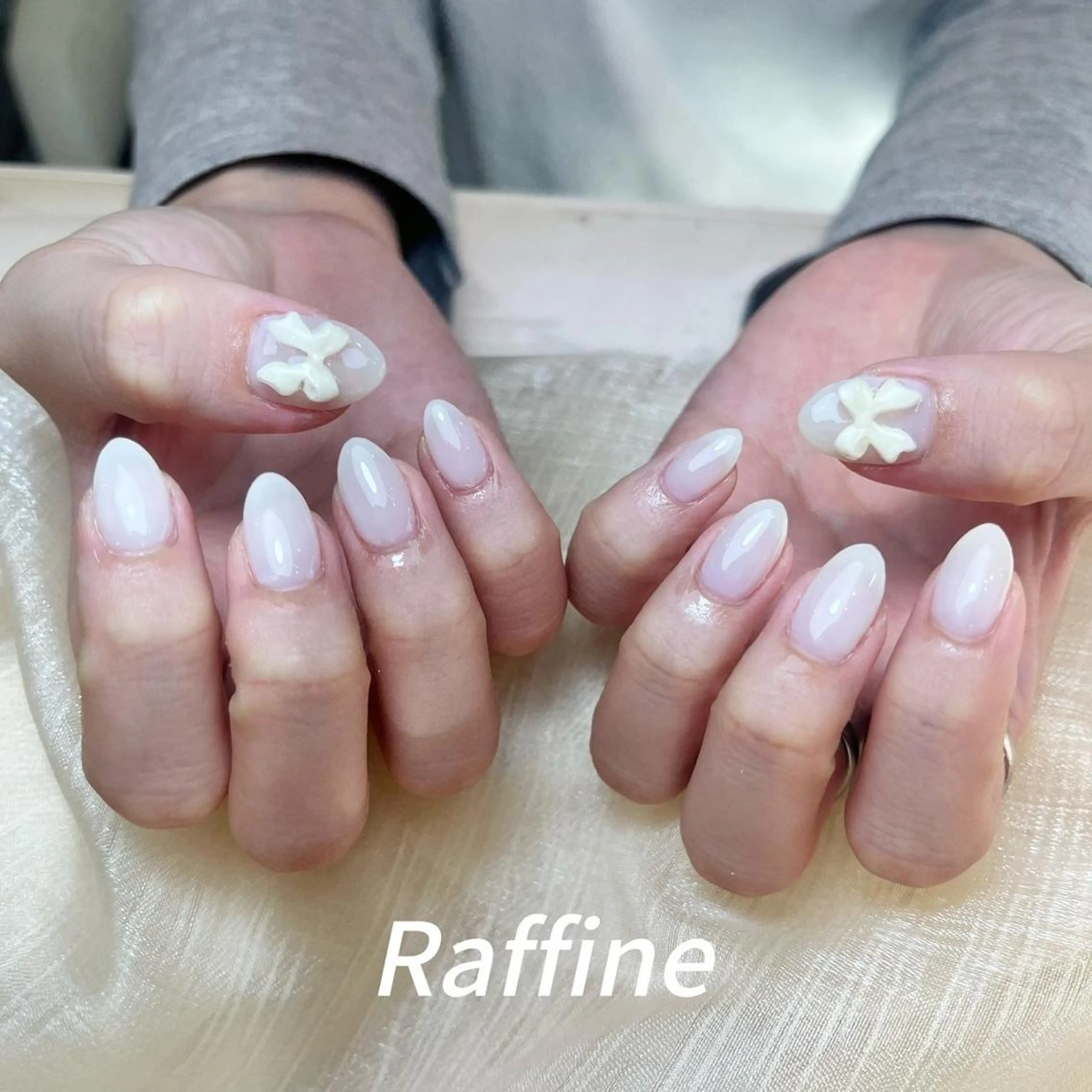 ネイル RAFFINE haru🦋🩵のネイルデザイン