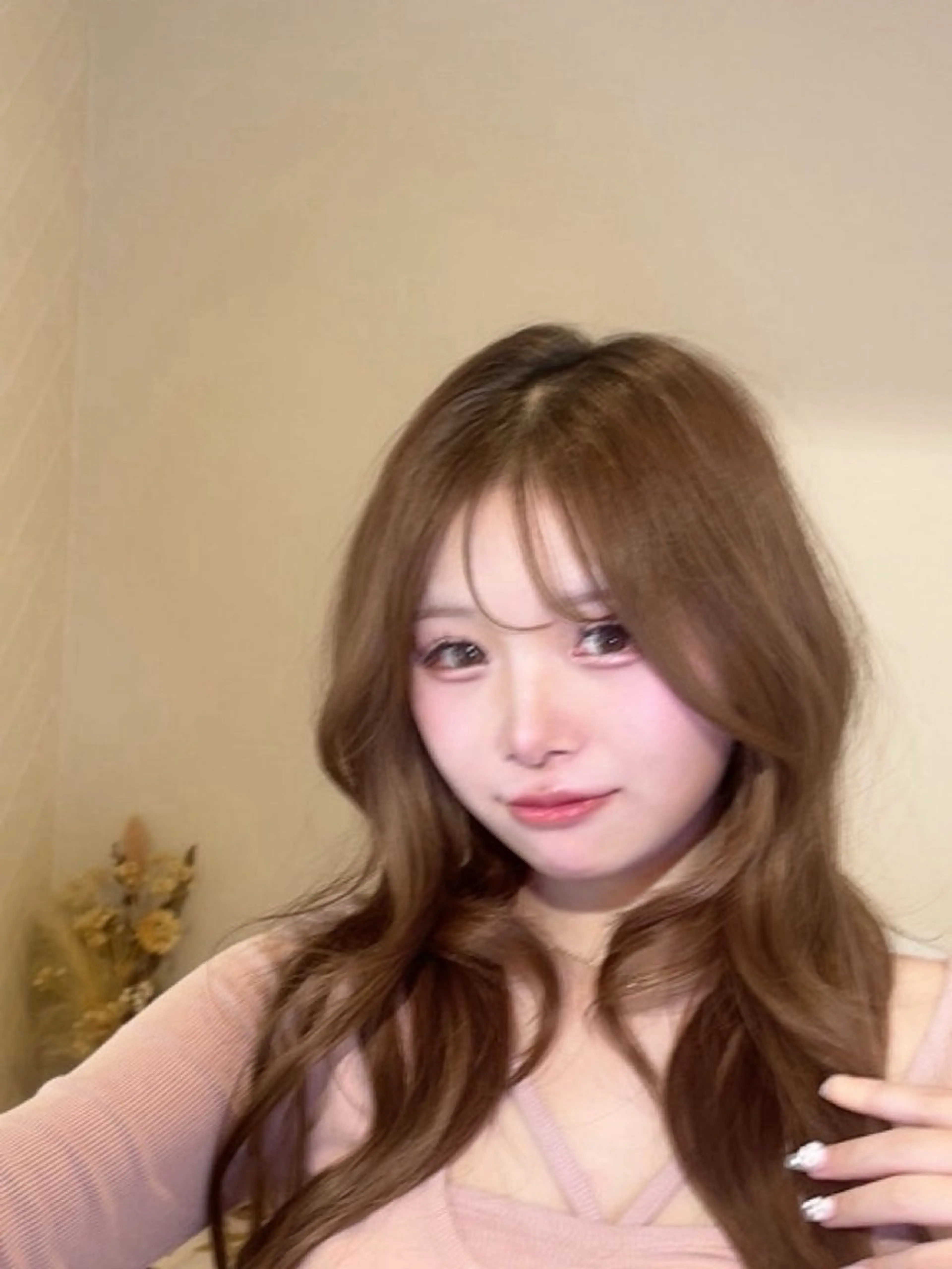 〔10代​〜​20代の方限定♡〕コテ巻きスタイリングの写真