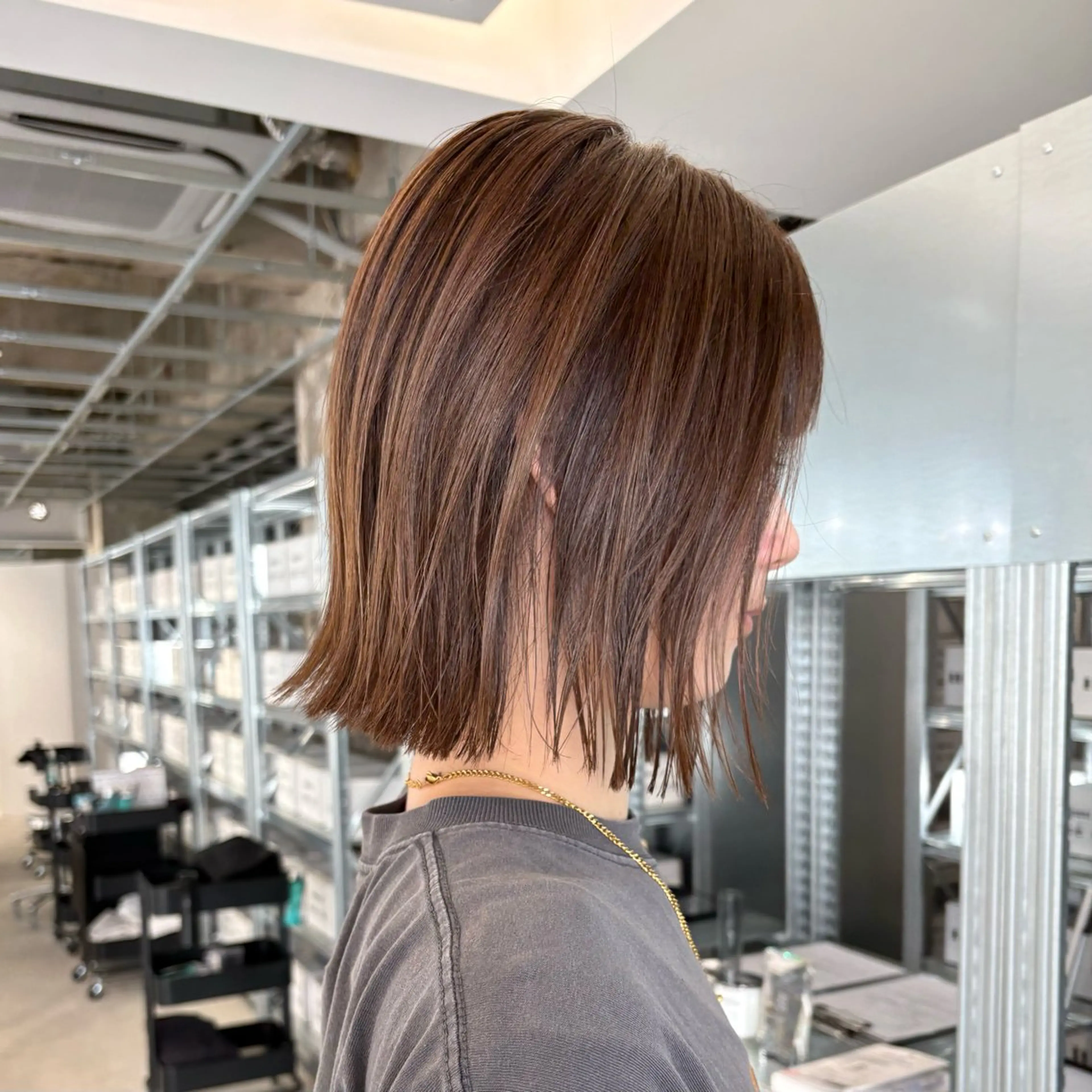 ミディアム カラー ボブ 佐藤さくら🌸ボブ/ レイヤーカットのヘアスタイル