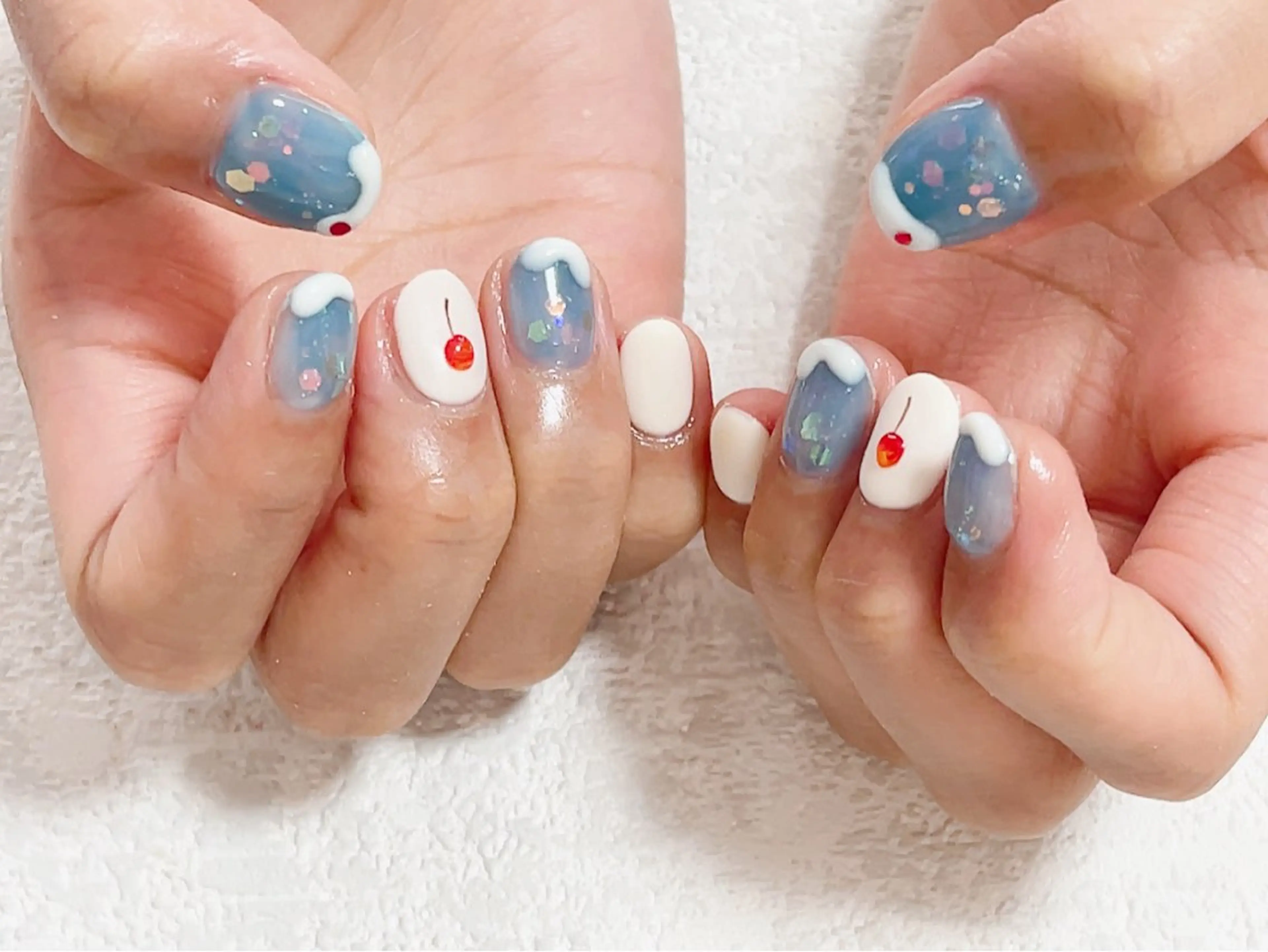 ネイル フットネイル ジェルネイル キラキラネイル メンズネイル パラジェル kiki nail たまプラーザのネイルデザイン