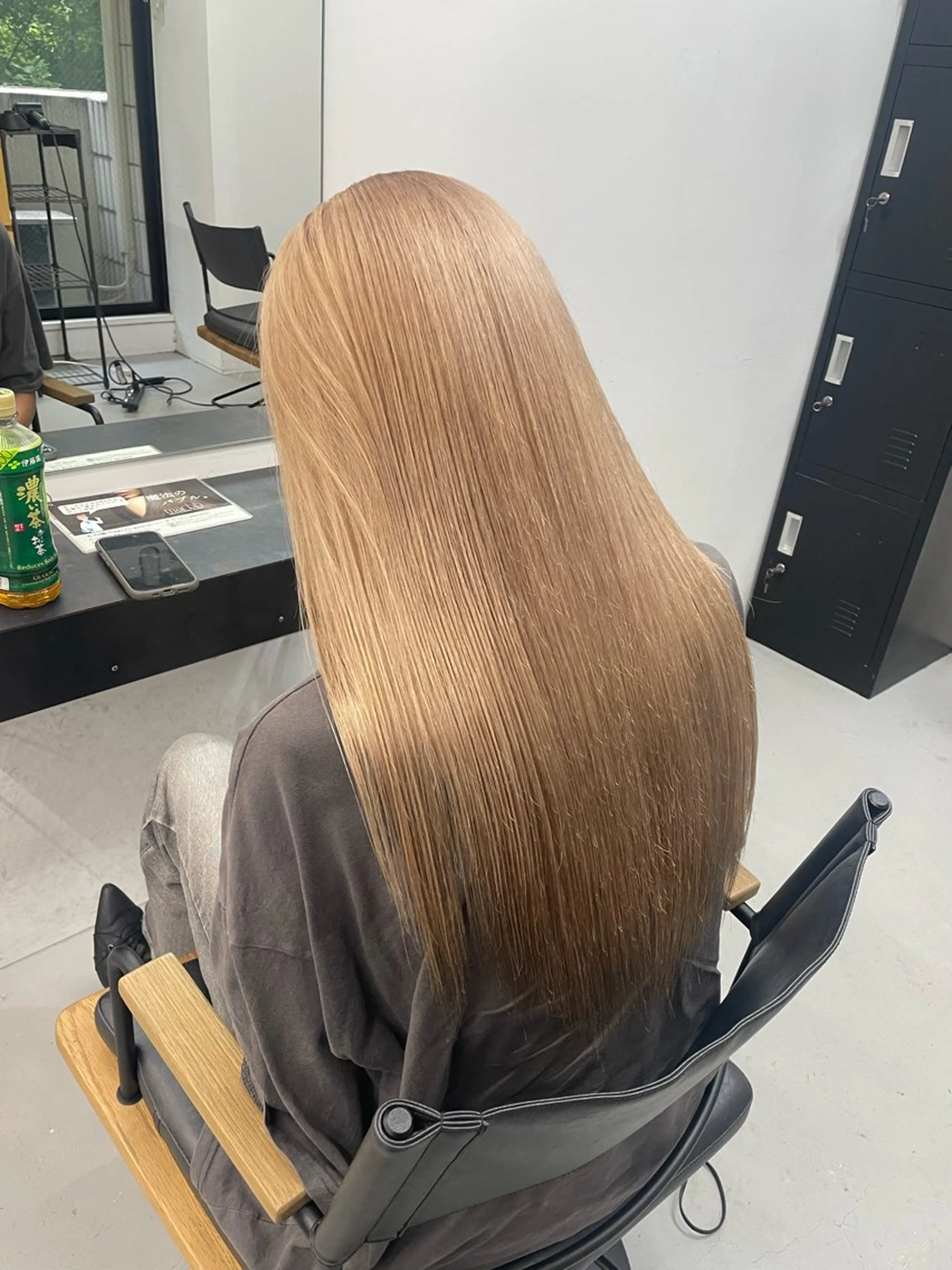 カラー ヘアカラー トリートメント カットモデル/ ハイトーン/ゆうあのヘアスタイル