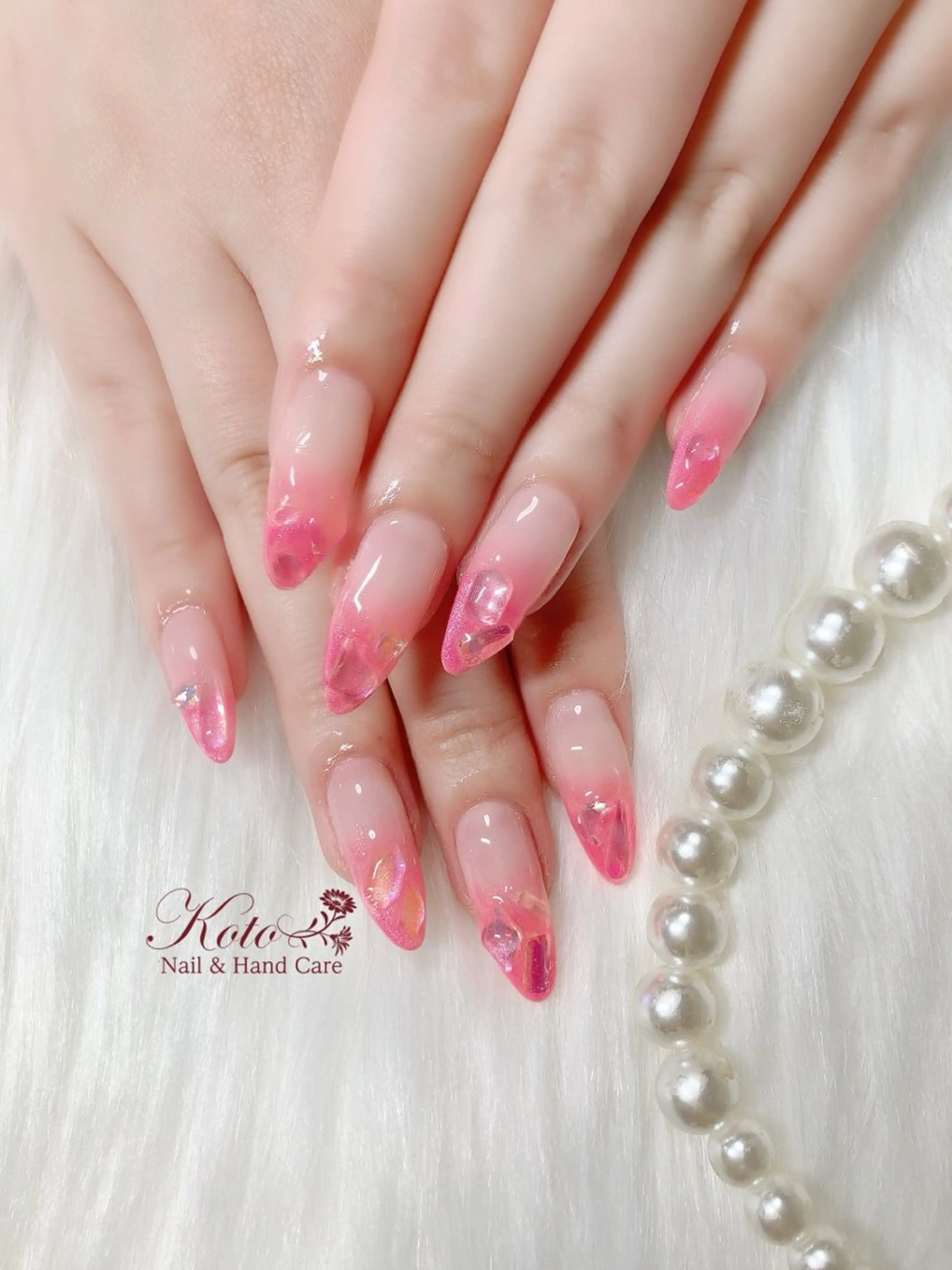 ネイル 長さ出し ジェルネイル グラデーション ラメ(グリッター) ラメグラデーション ハンドネイル Nail Salon KOTOのネイルデザイン