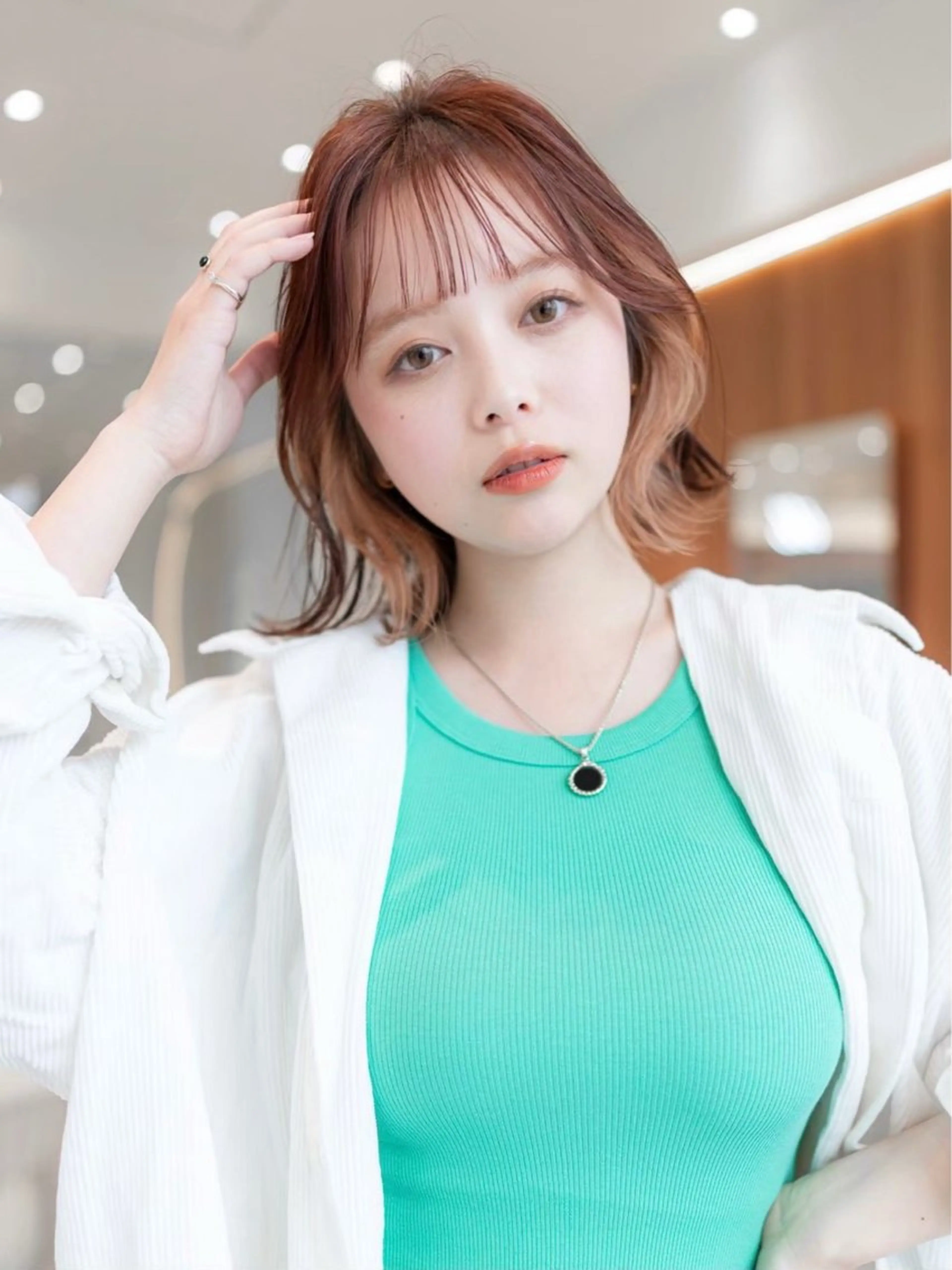 ショート カラー インナーカラー ボブ 渋谷/レイヤーボブ・ 韓国ボブ特化/楓のヘアスタイル