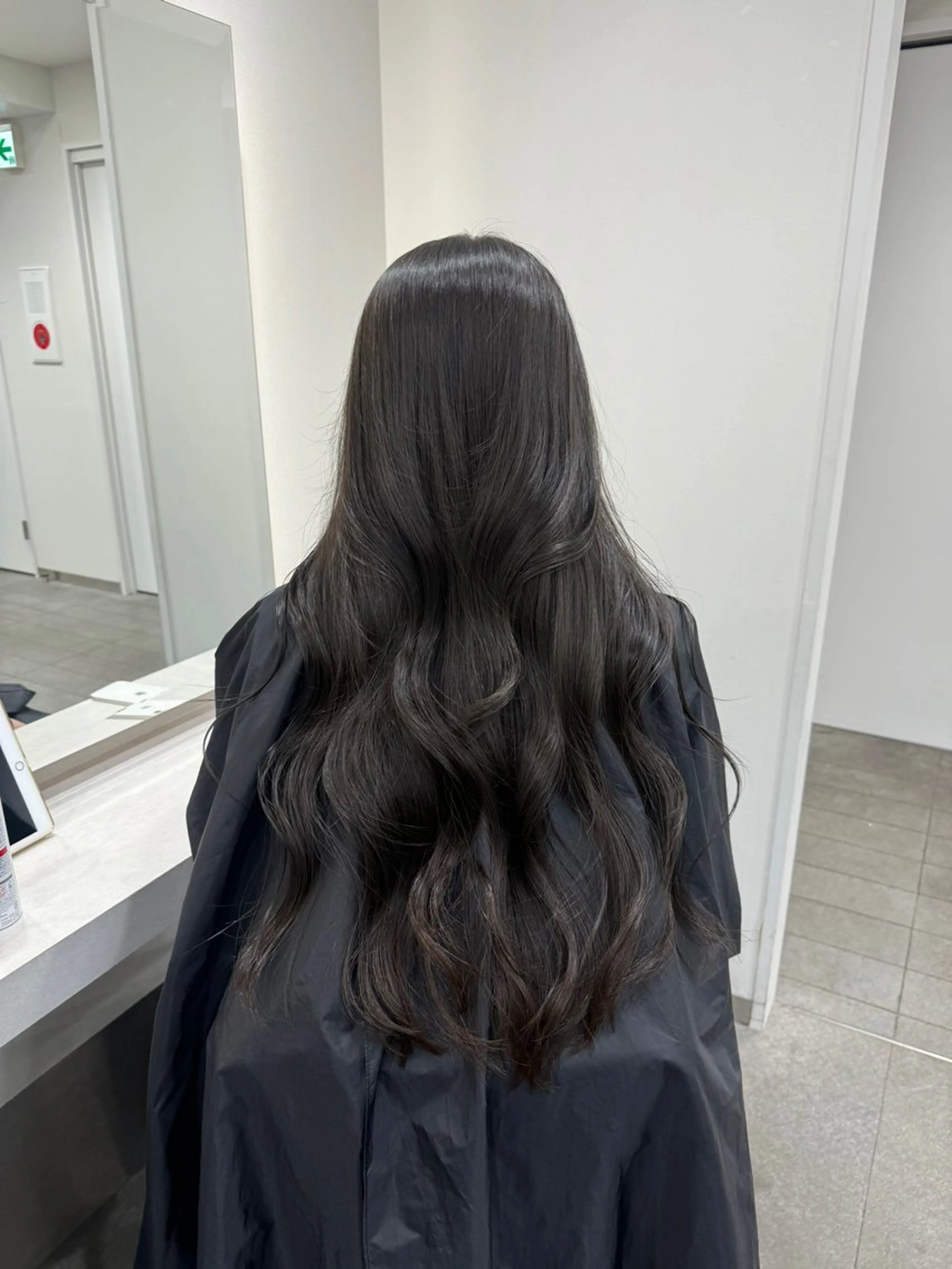ロング カラー 透明感カラー ふうか　渋谷のヘアスタイル
