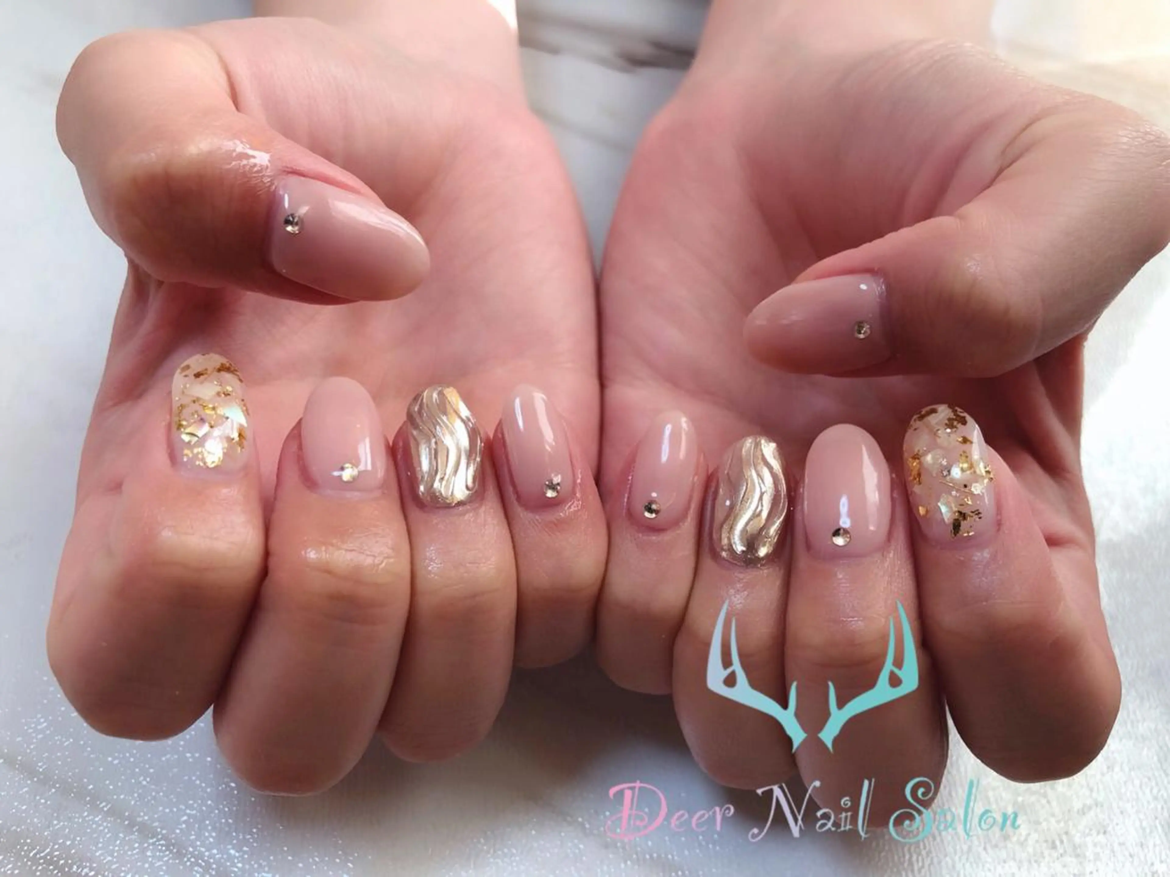 ネイル ハンドネイル ハンドケア Peachy 🍑のネイルデザイン