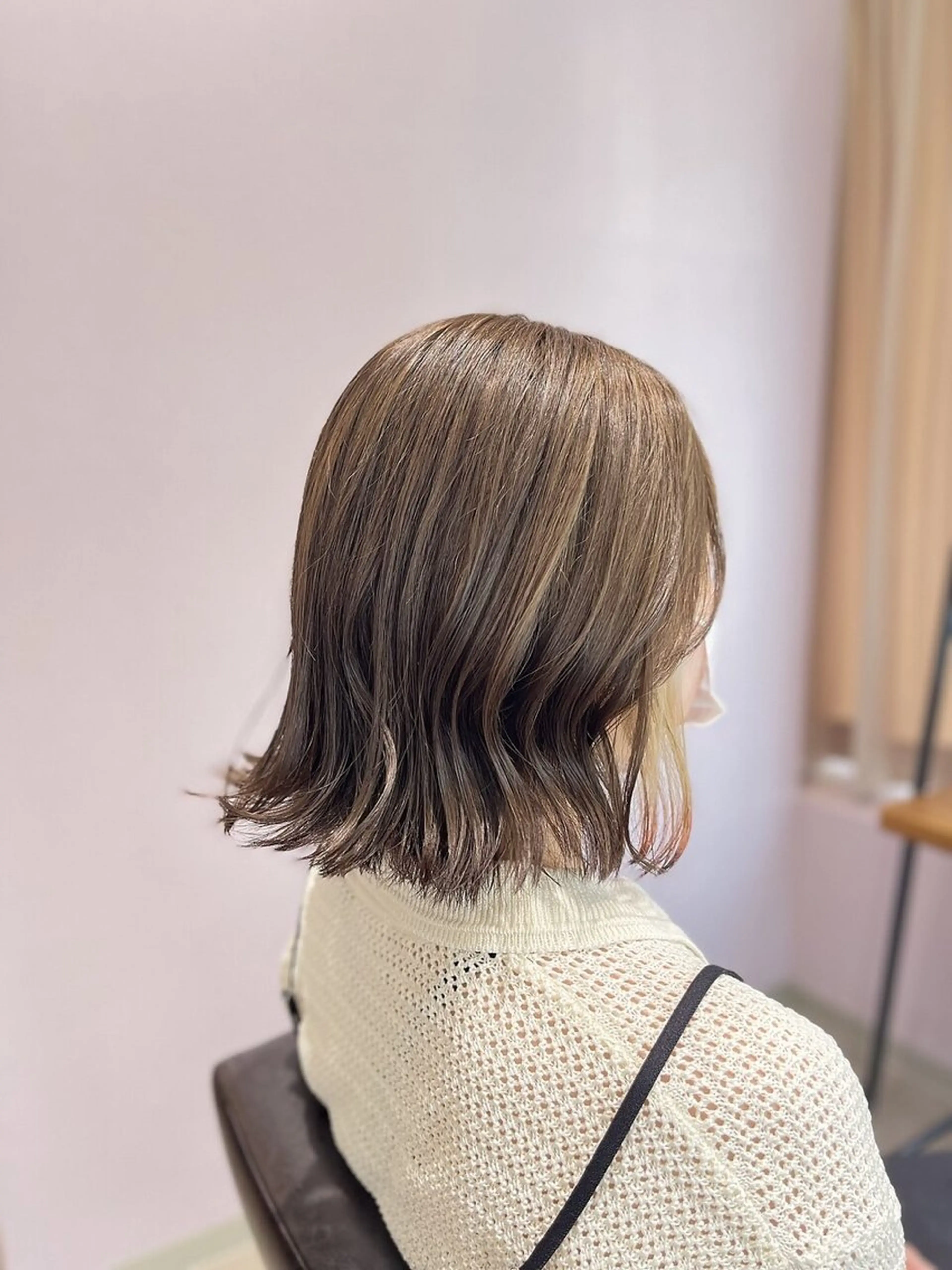 カラー 西原 愛紗のヘアスタイル