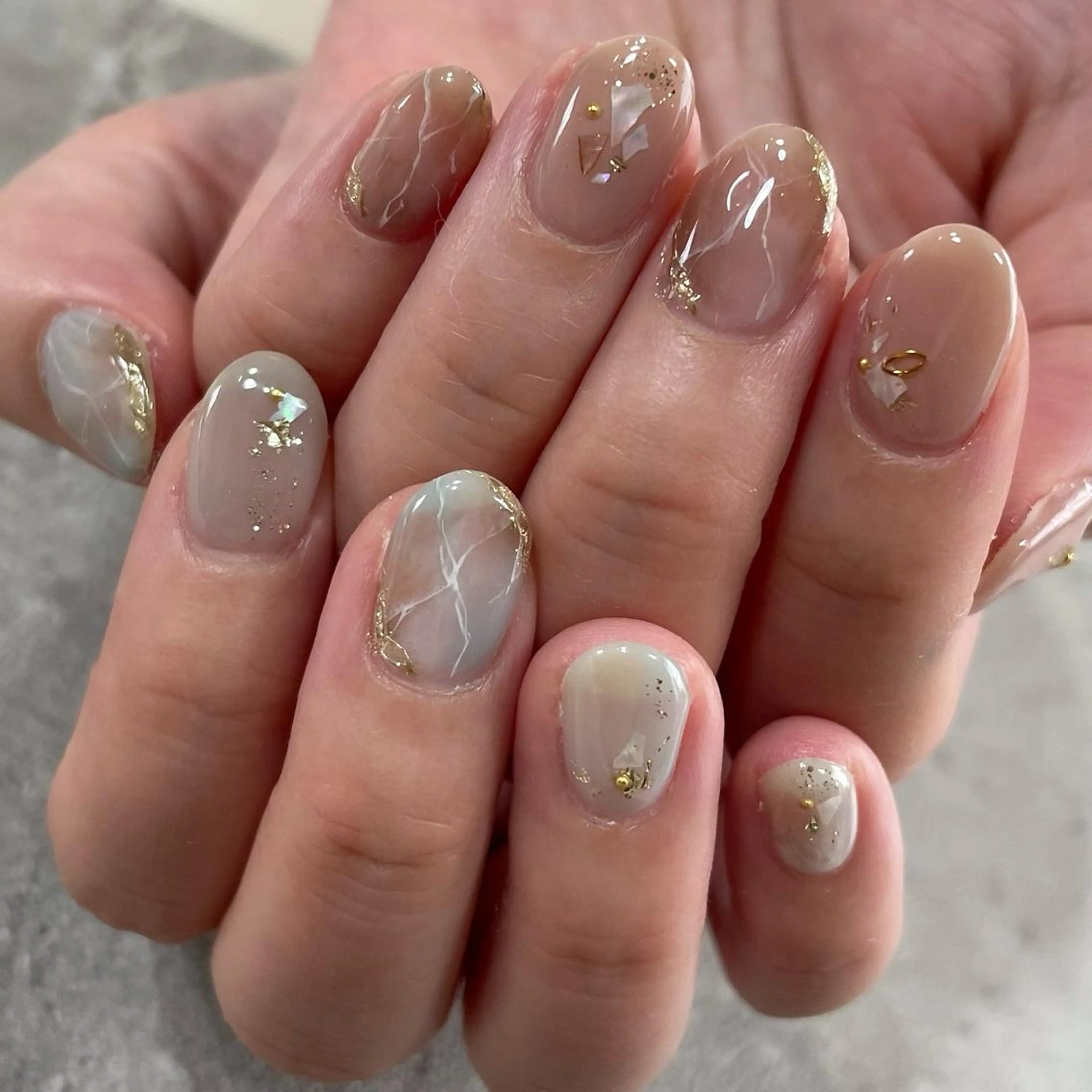 ネイル ジェルネイル 東 千夏のネイルデザイン