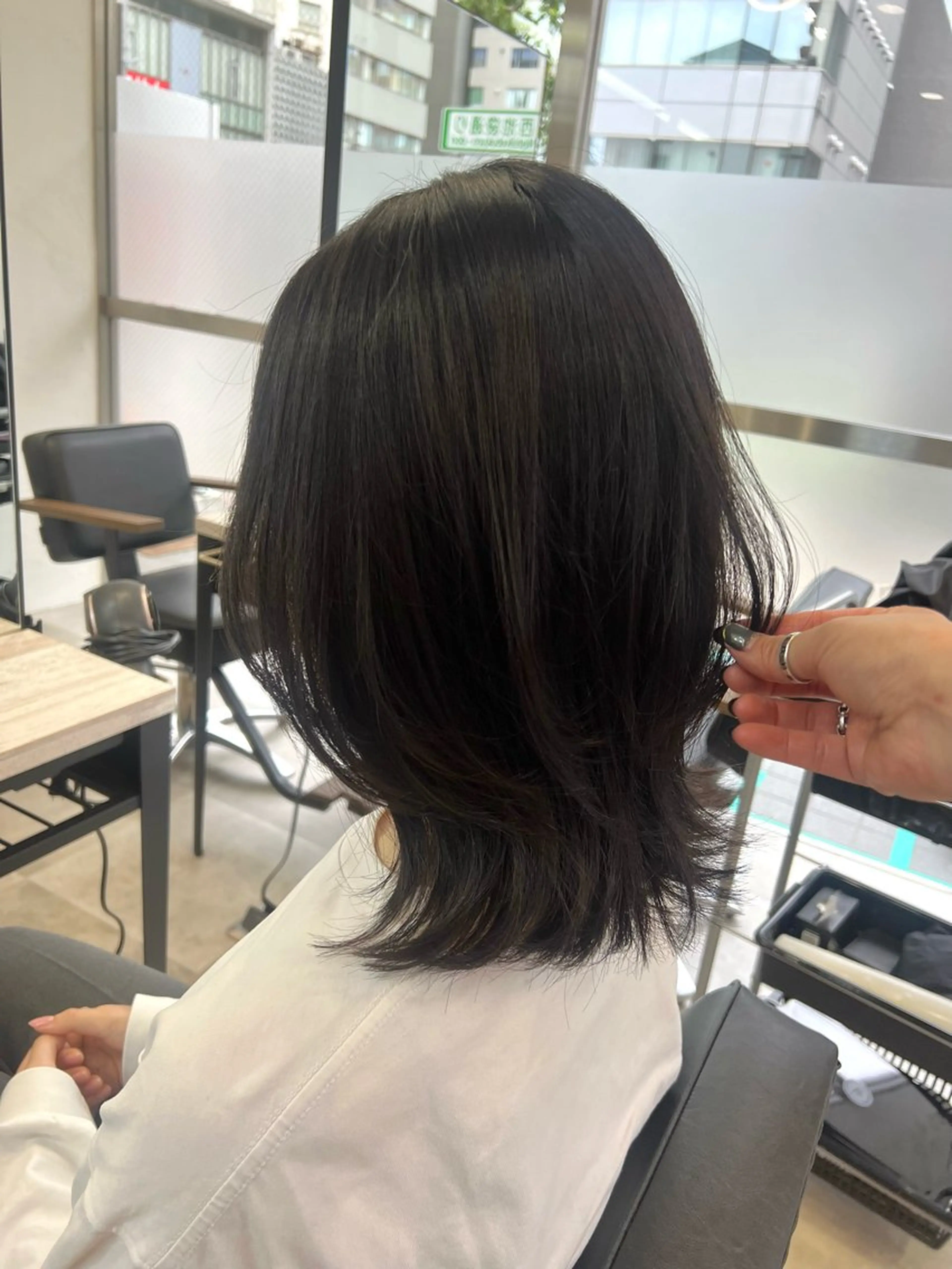 ミディアム カラー 🥀韓国ヘア🥀 宮津真菜のヘアスタイル