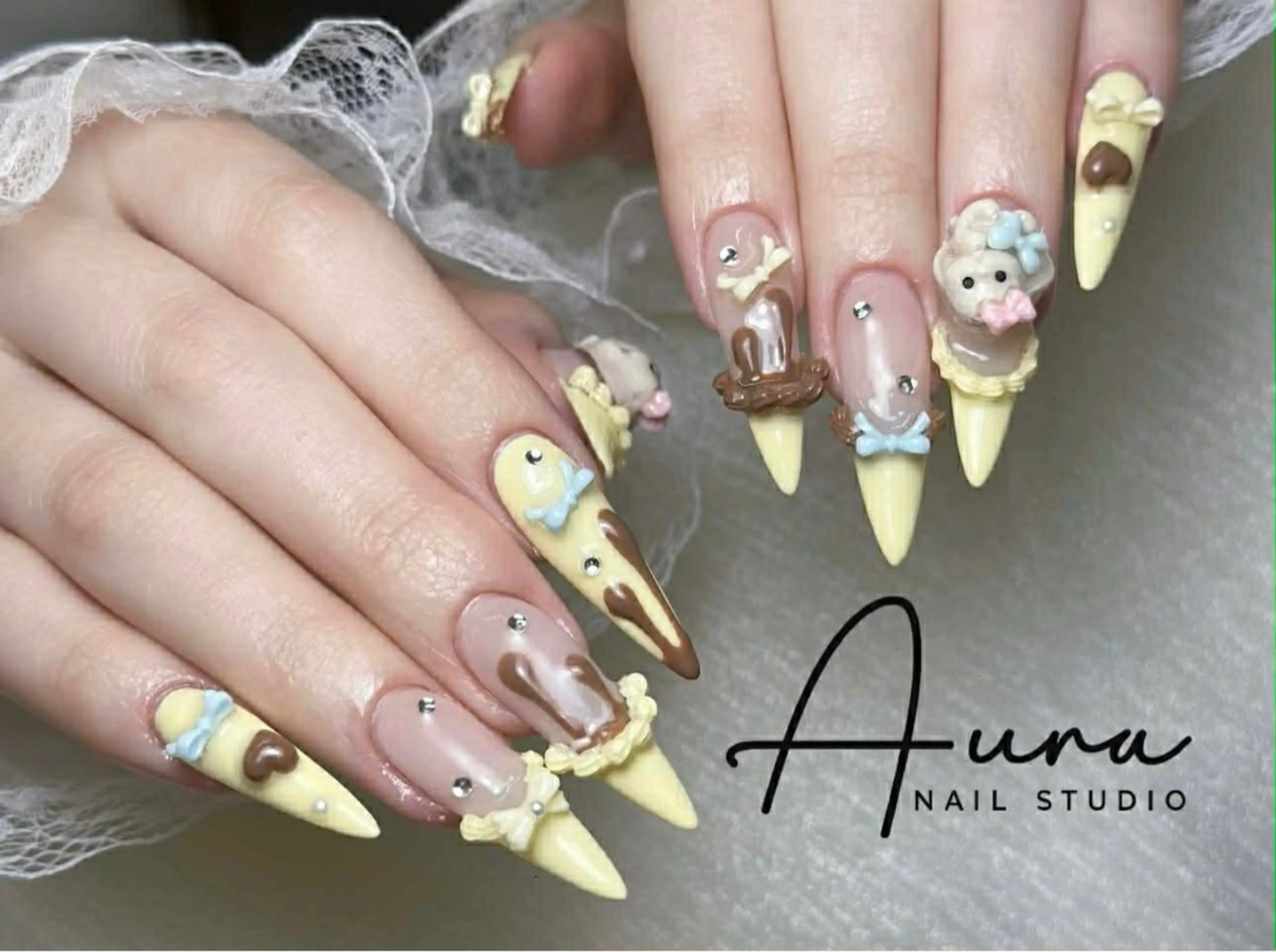 ネイル ハンドネイル Aura Nail Studioのネイルデザイン