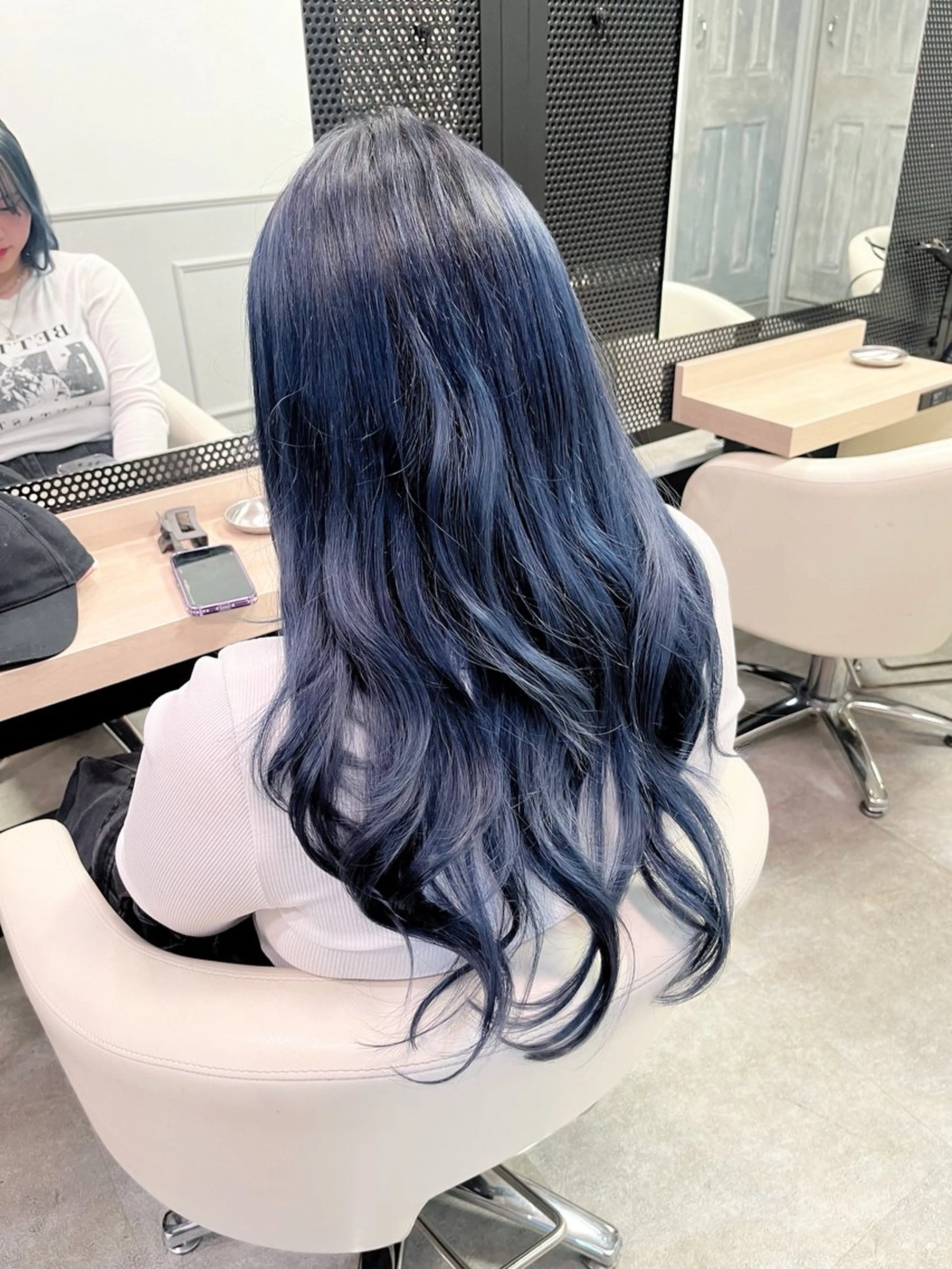 カラー 山浦 那奈のヘアスタイル