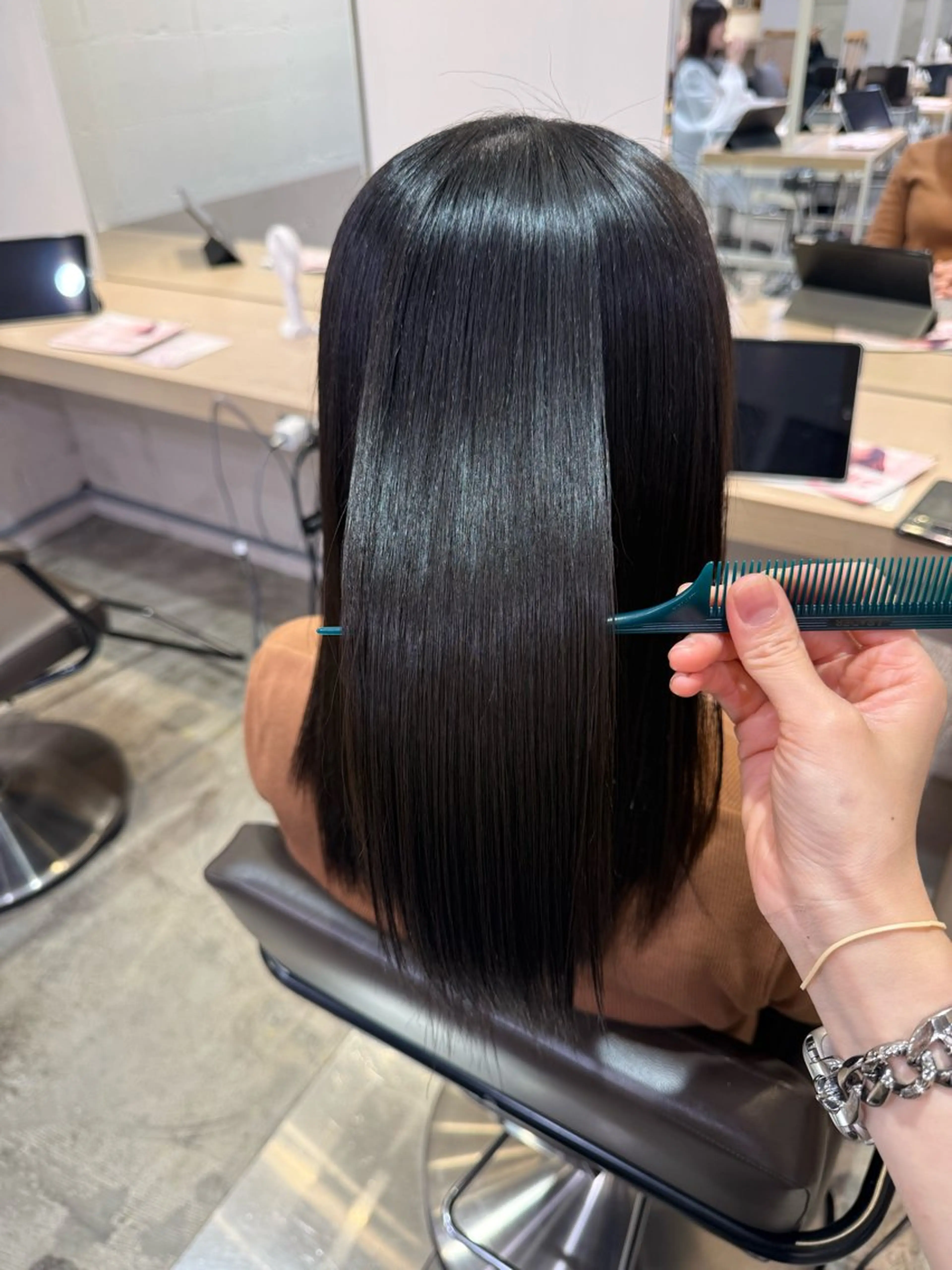 ロング 🎀縮毛矯正／ カットパーマ／りんのヘアスタイル