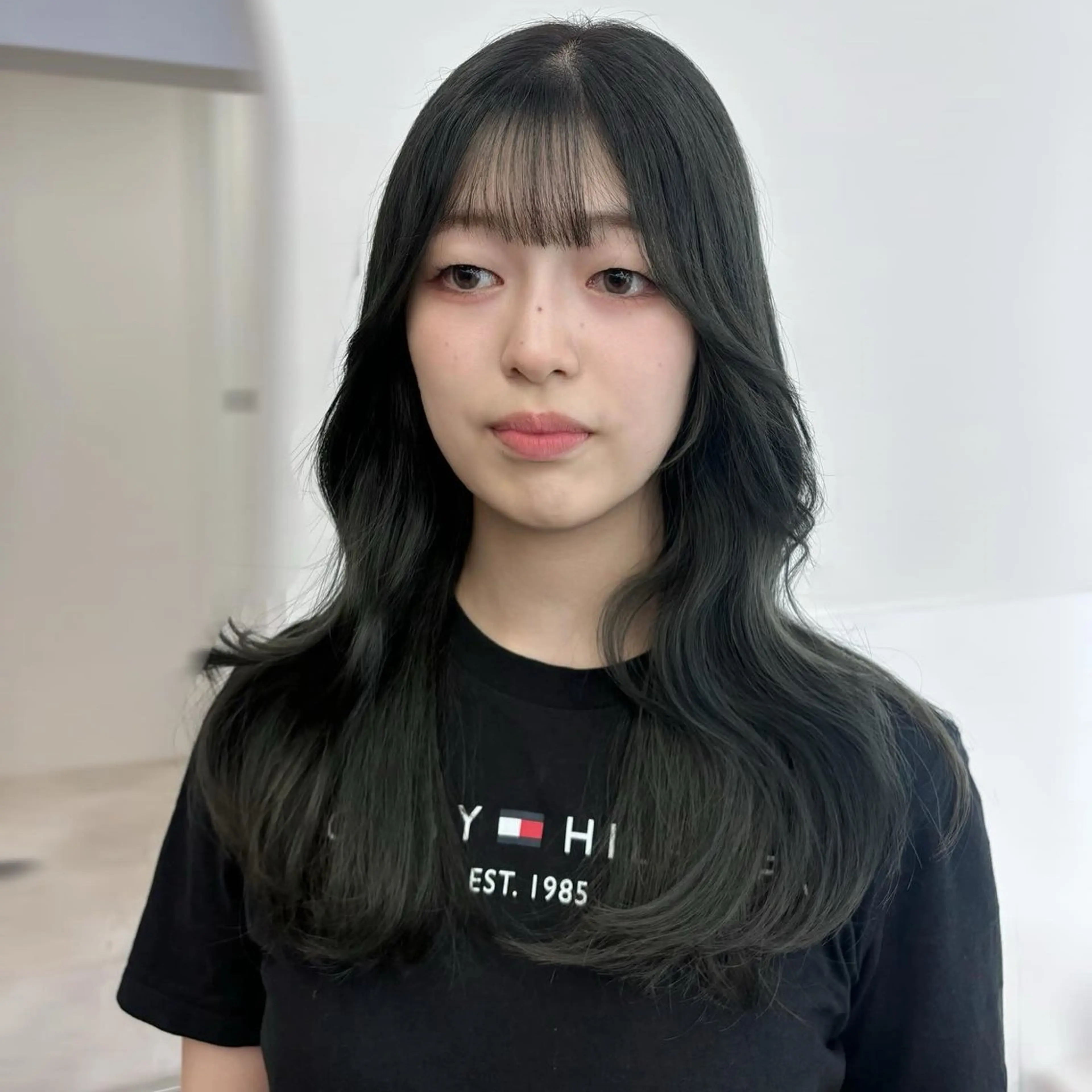 セミロング カラー くびれヘア 髪質改善 似合わせカット 小顔カット トリートメント カット 縮毛矯正 盛れる顔まわりカット 🩰💕SHIONのヘアスタイル