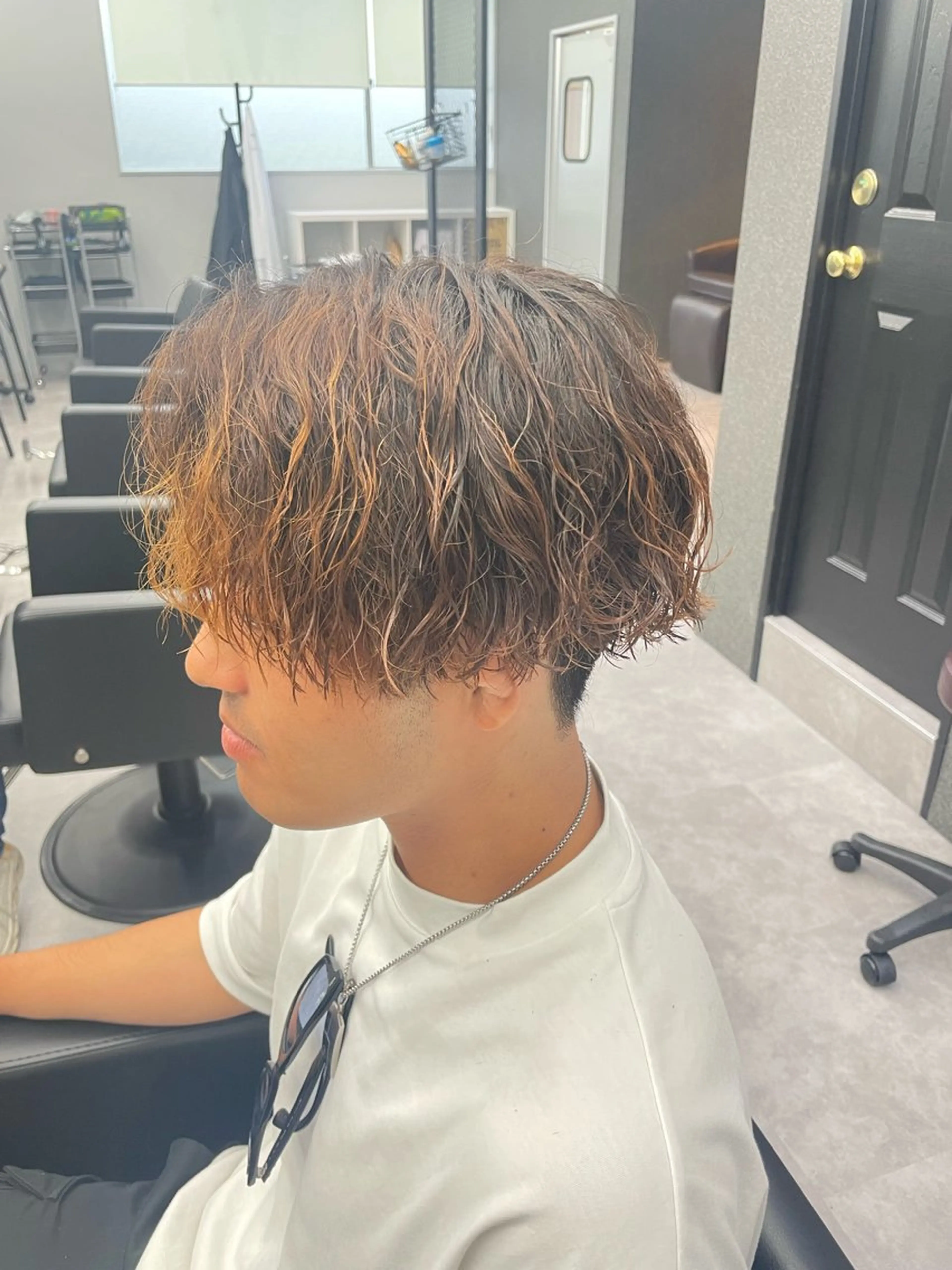 ショート パーマ メンズ カット パーマ 社会人向けパーマ 北千住No.1林和輝のヘアスタイル