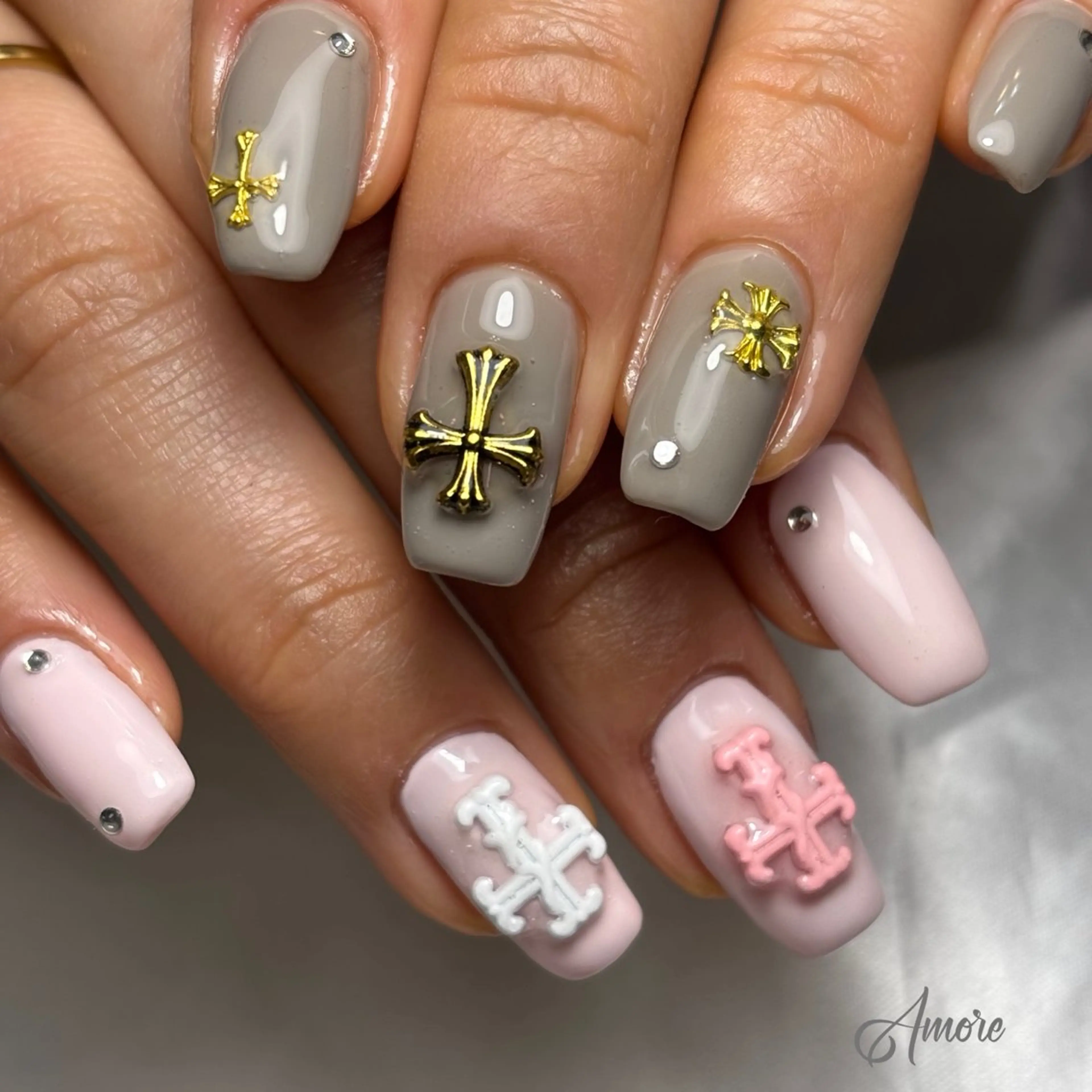 ネイル ジェルネイル キラキラネイル 韓国ネイル マグネットネイル パラジェル You kyehwaのネイルデザイン