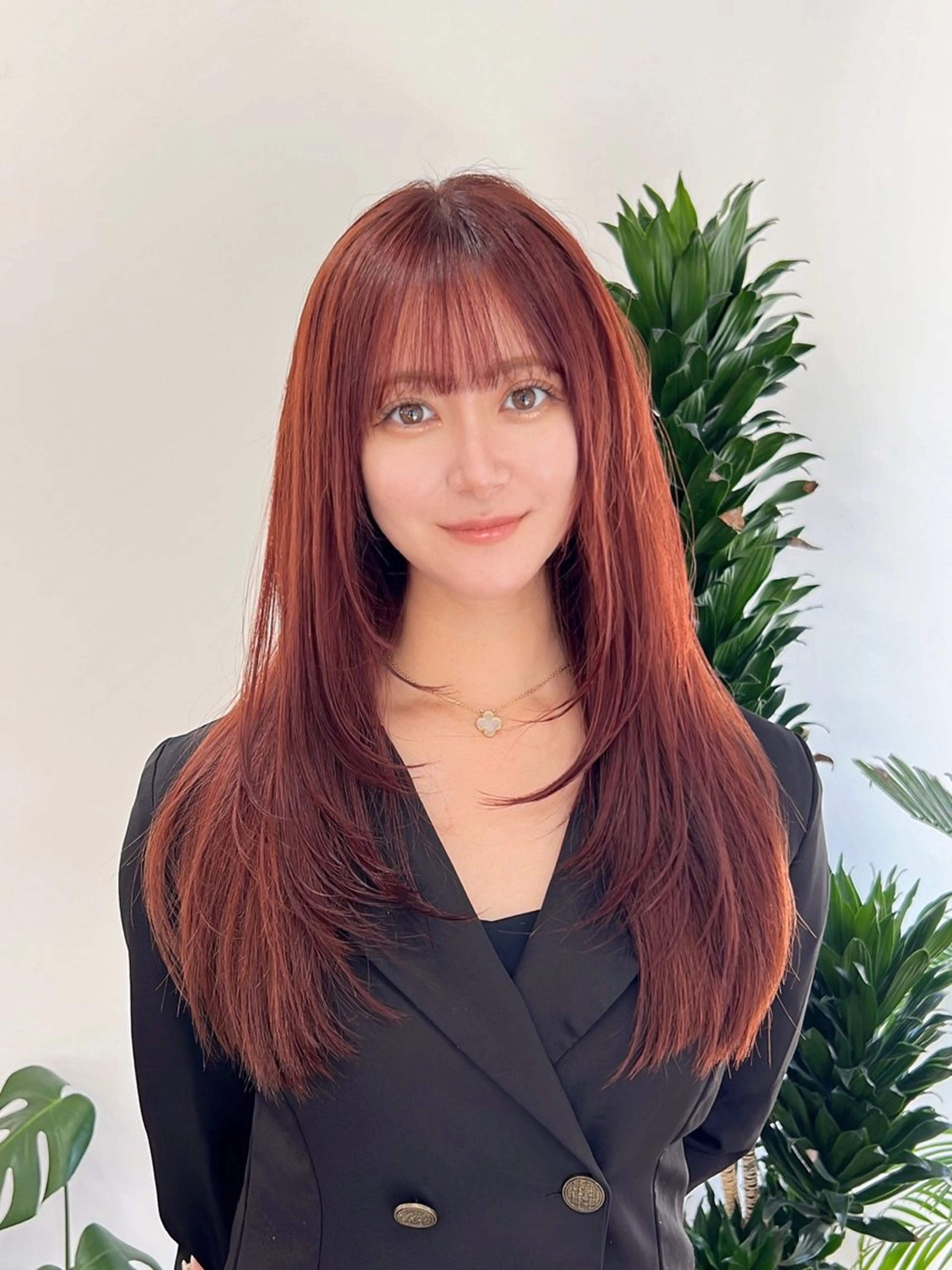 ロング カラー 韓国風ヘア 似合わせカット 小顔カット カット ヘアカラー トリートメント 武田涼レイヤーカット 髪質改善×縮毛矯正のヘアスタイル