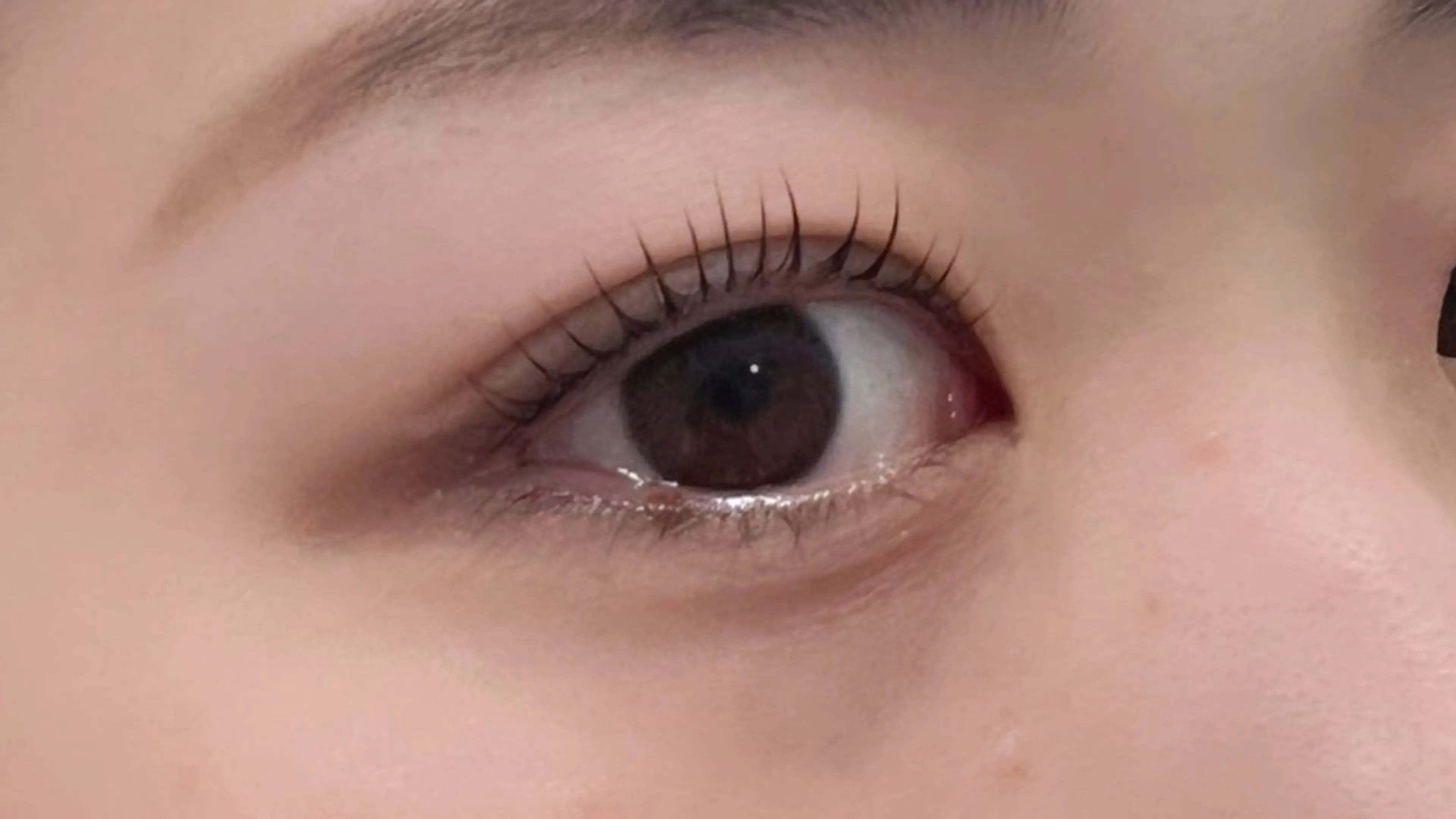 パーマ _i（hair & eye）所属・アイリスト SHIORIのマツエク・マツパデザイン