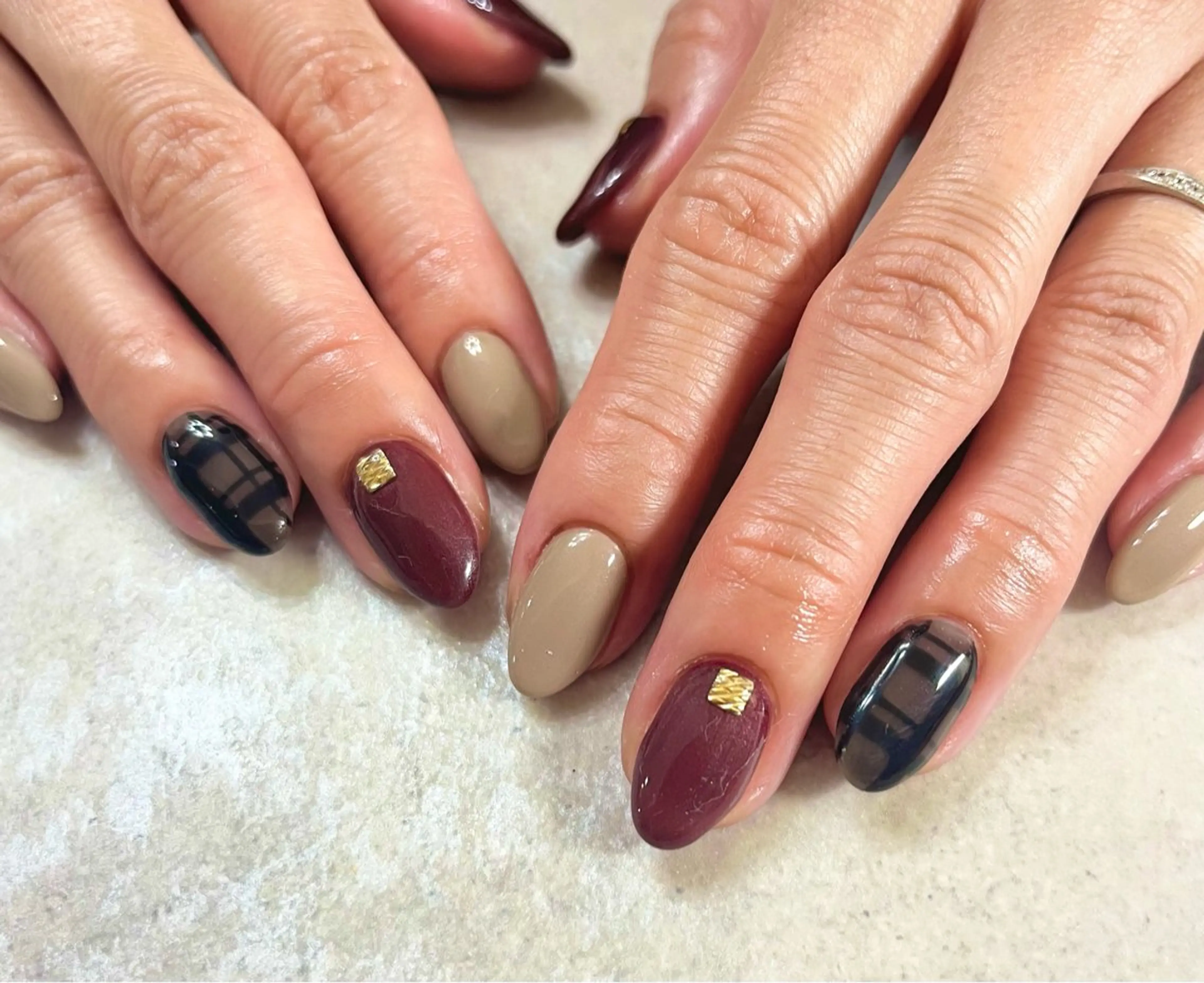 ネイル シンプルネイル ハンドネイル nailsalonMIR所属・ネイルサロン ミールのネイルデザイン