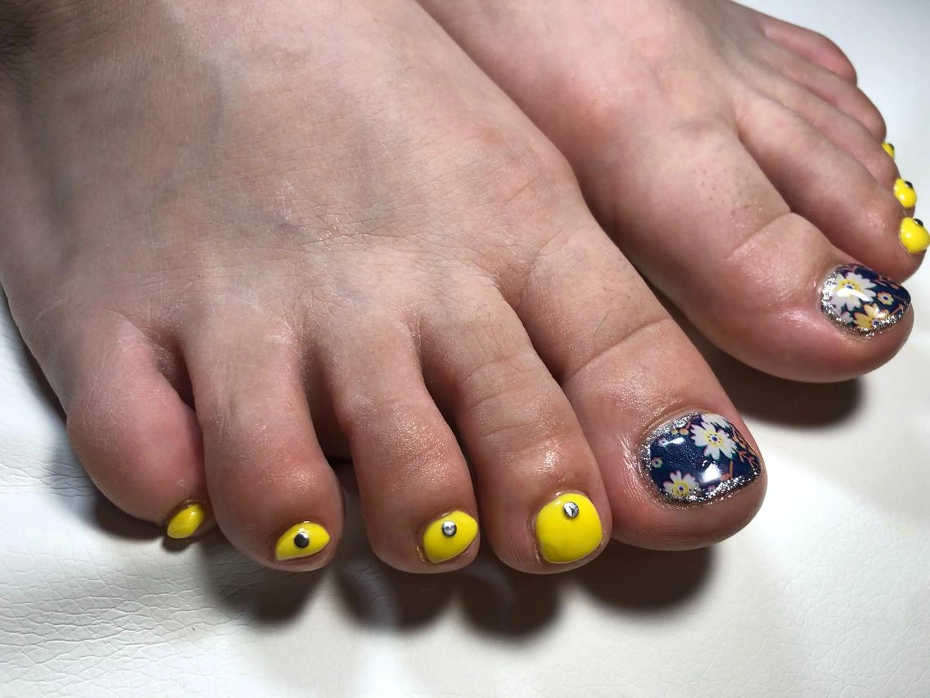 ネイル フットネイル 松山 美由紀のネイルデザイン