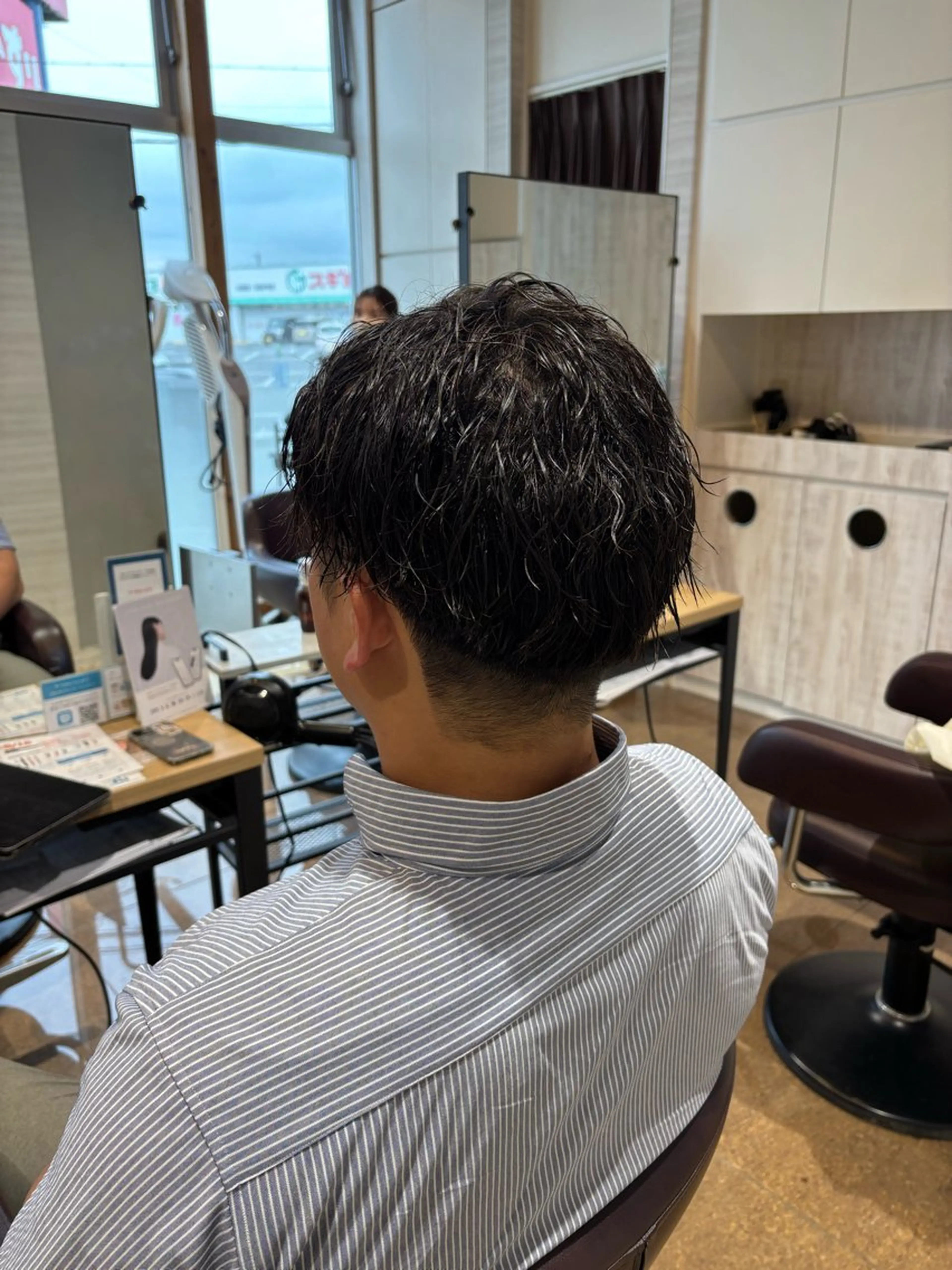 ショート パーマ 吉川 明花のヘアスタイル